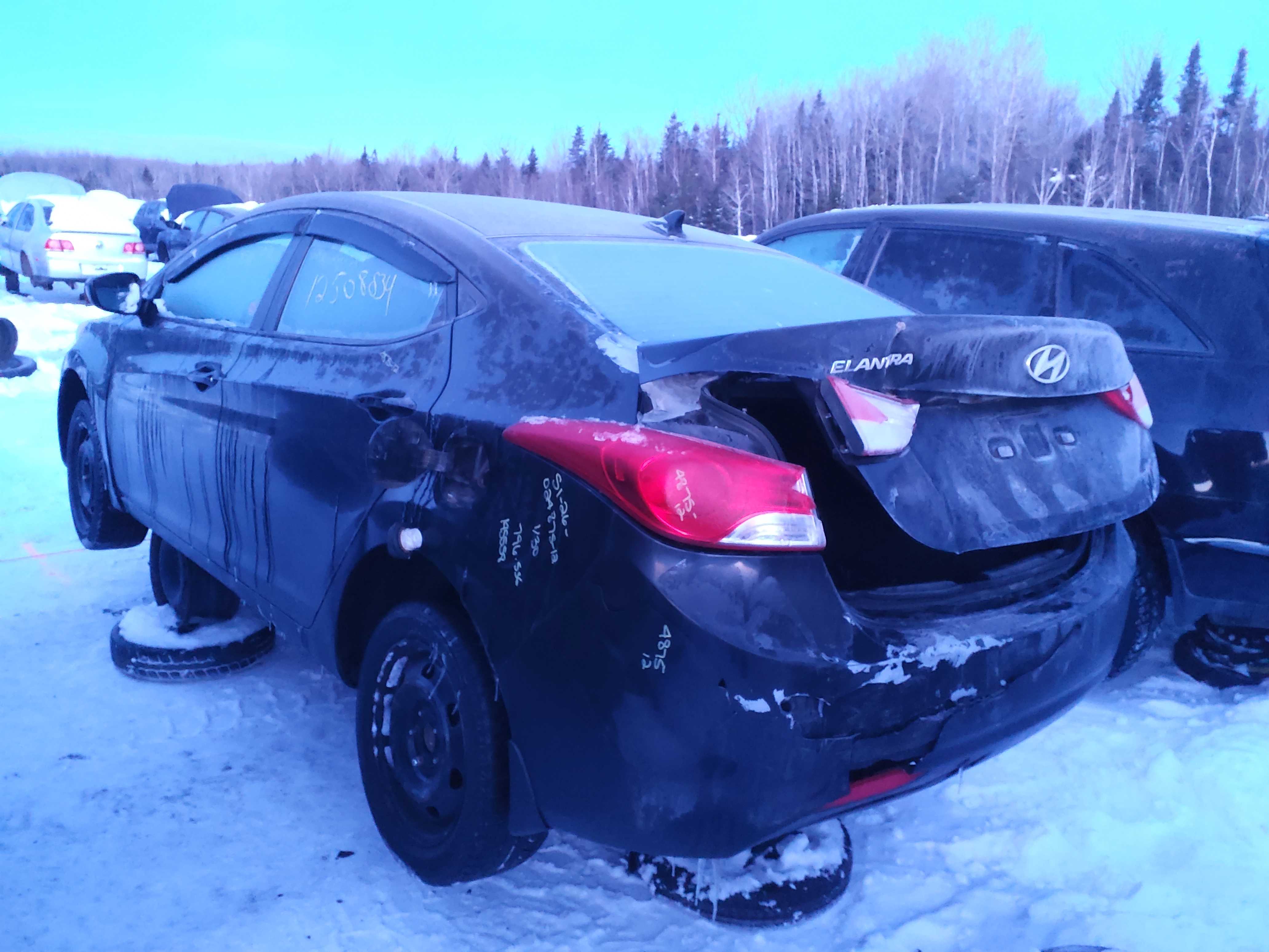 HYUNDAI ELANTRA 2012