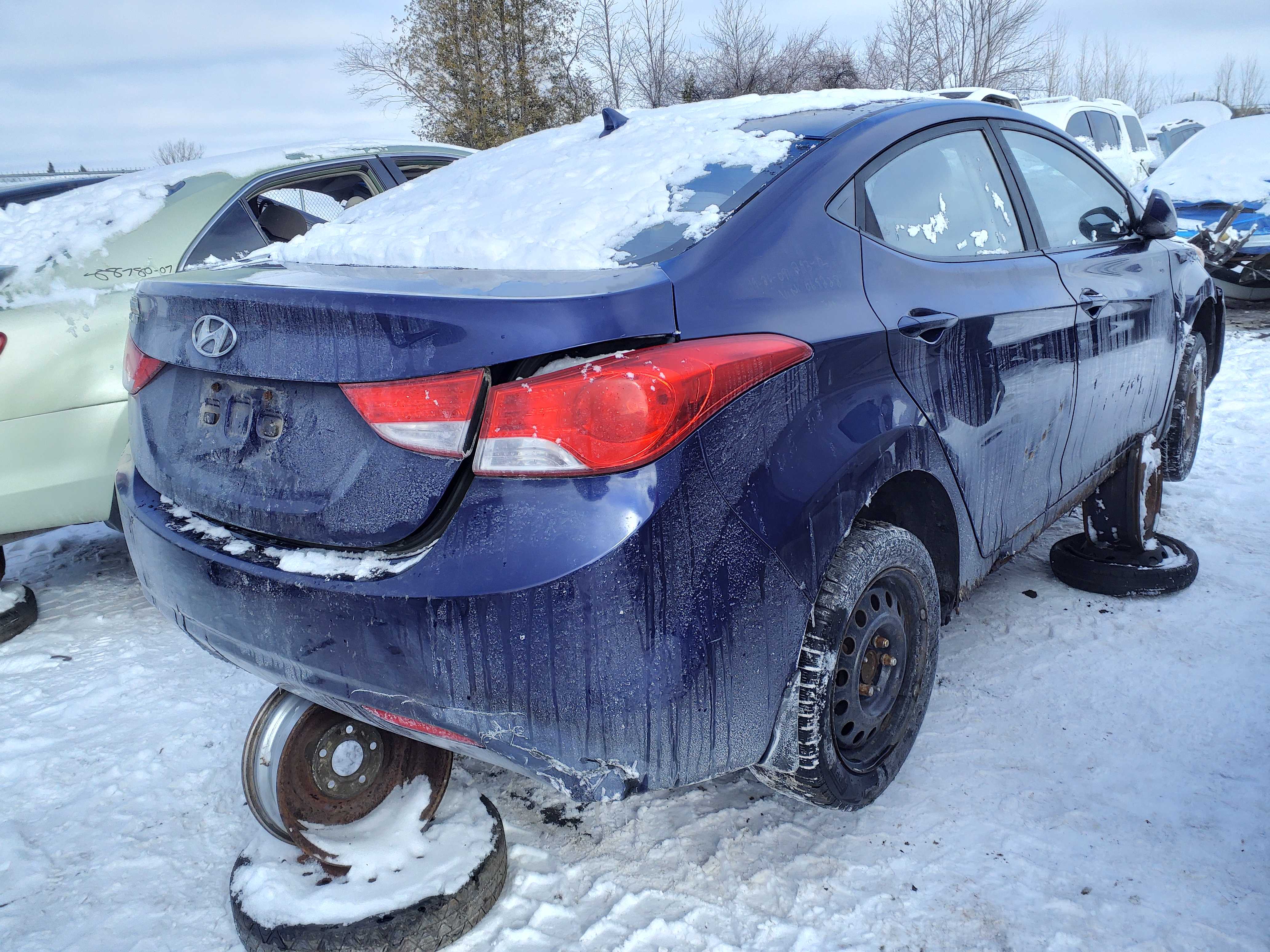 HYUNDAI ELANTRA 2012