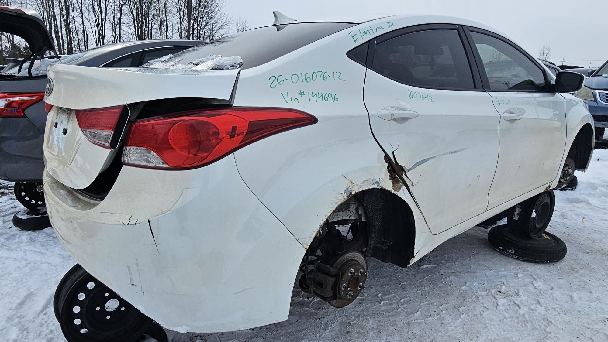 HYUNDAI ELANTRA 2012