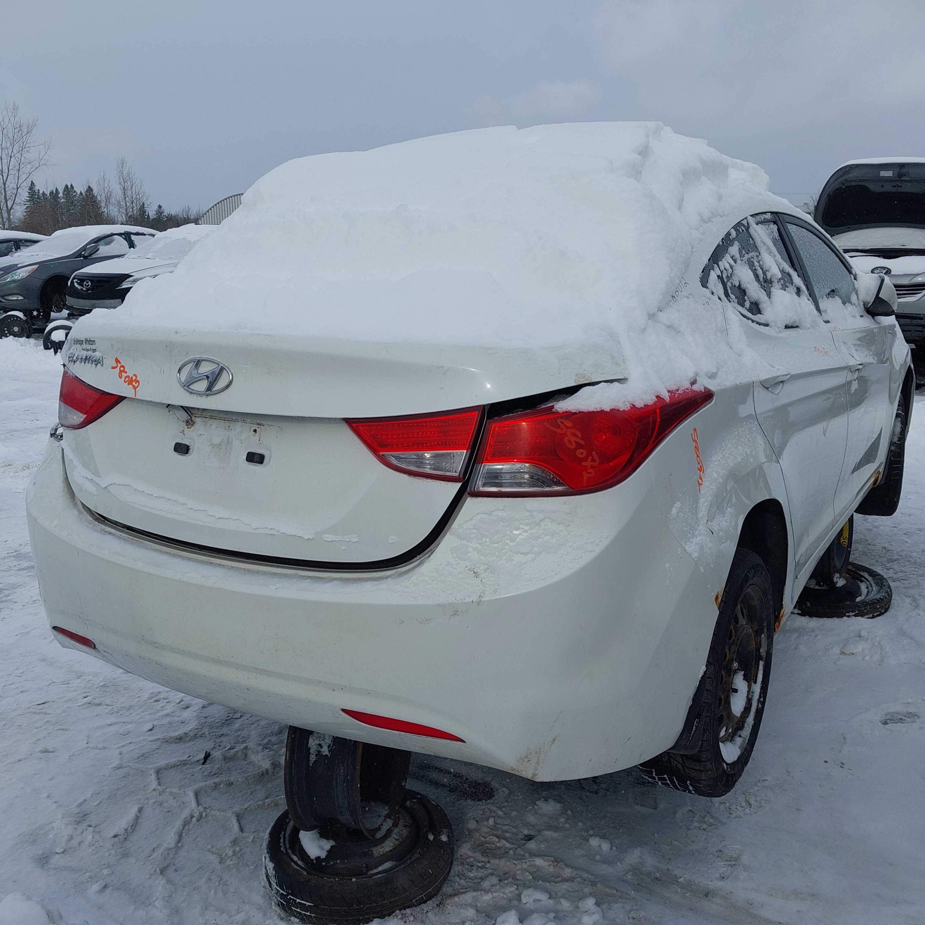 HYUNDAI ELANTRA 2012