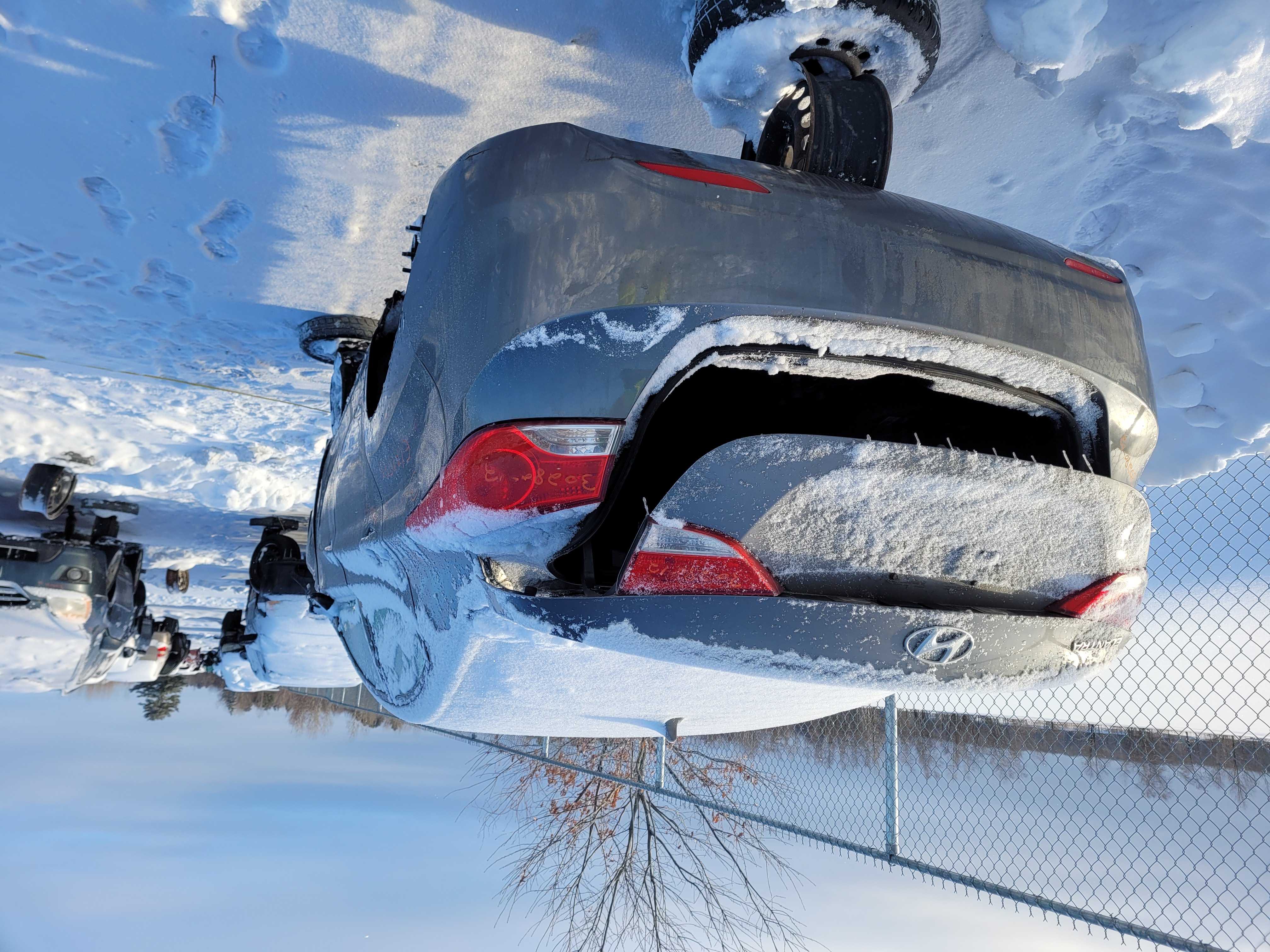 HYUNDAI ELANTRA 2012