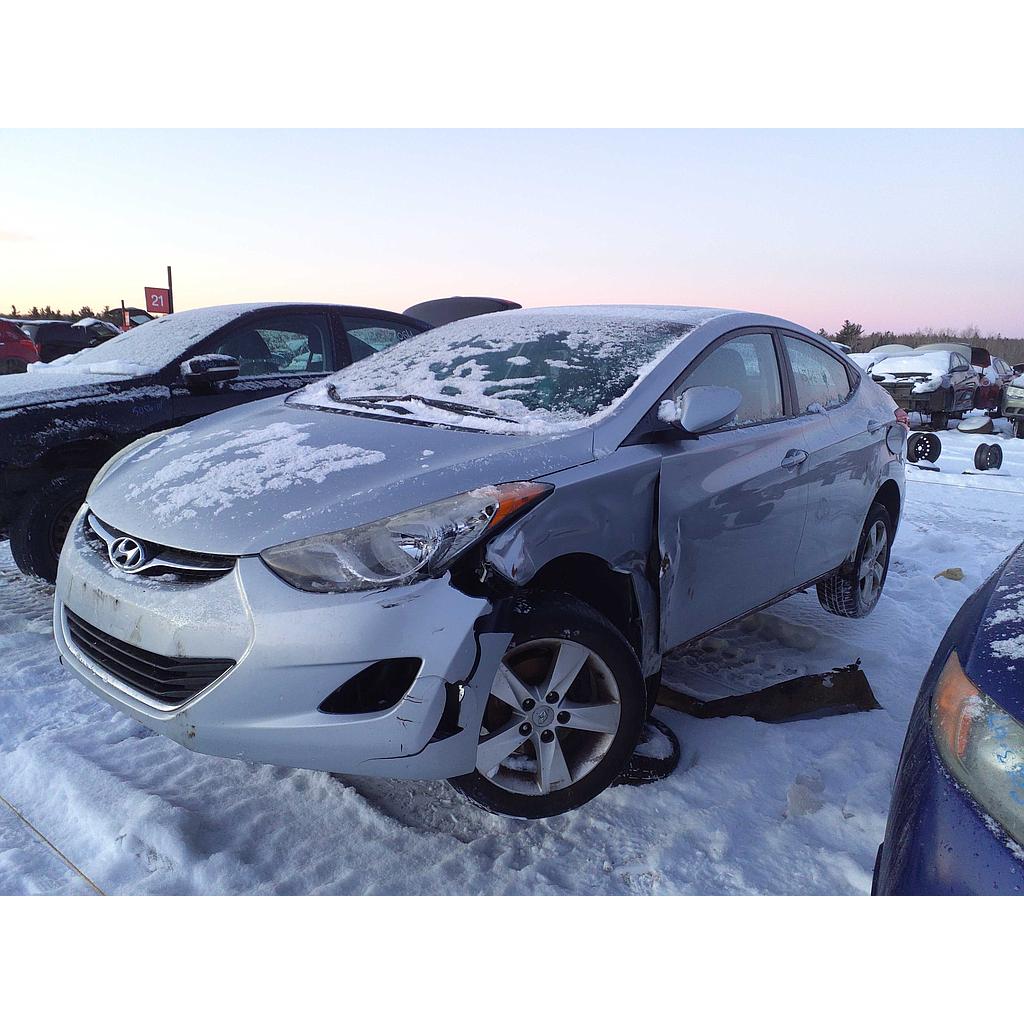 HYUNDAI ELANTRA 2012