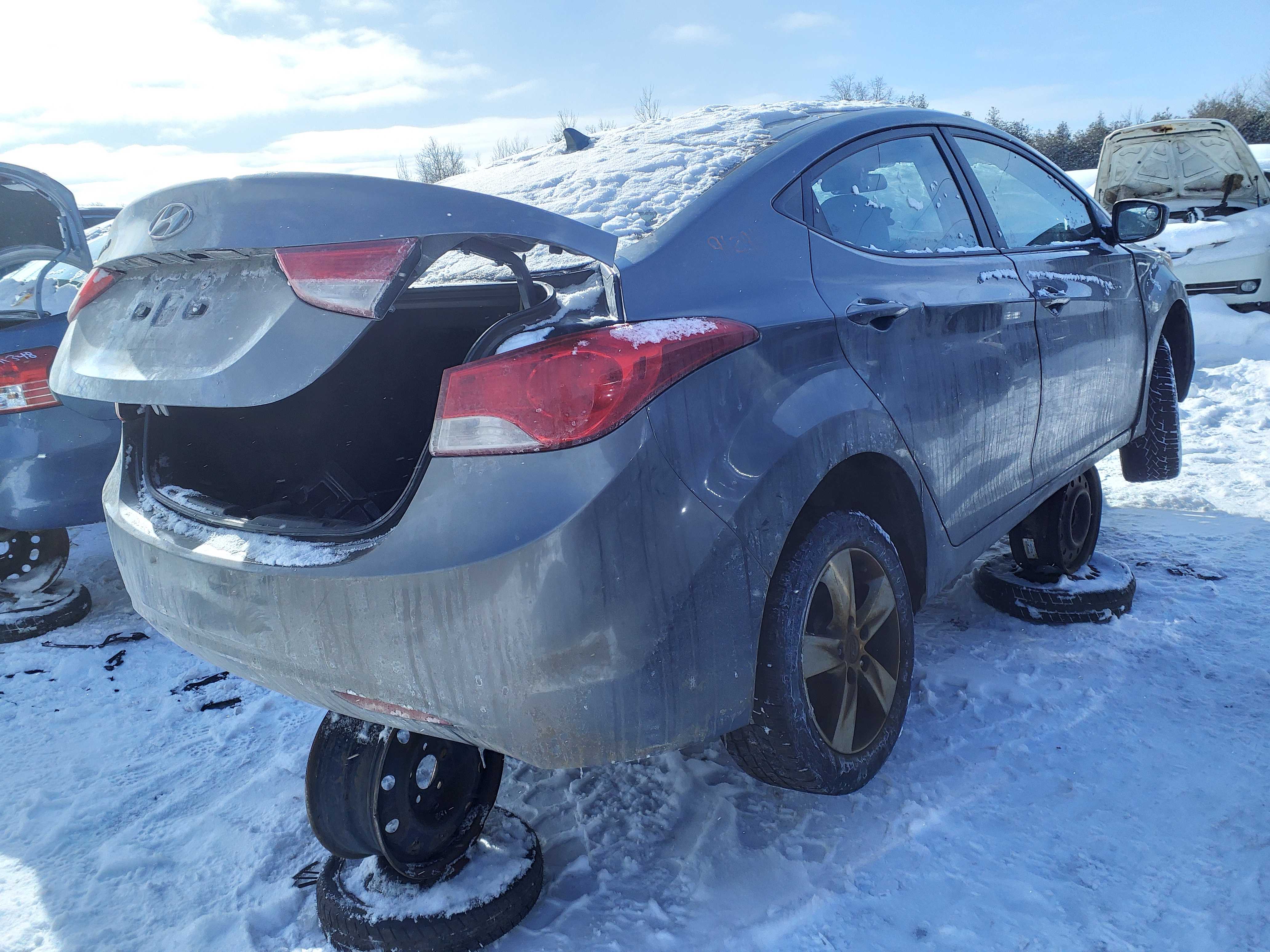 HYUNDAI ELANTRA 2013