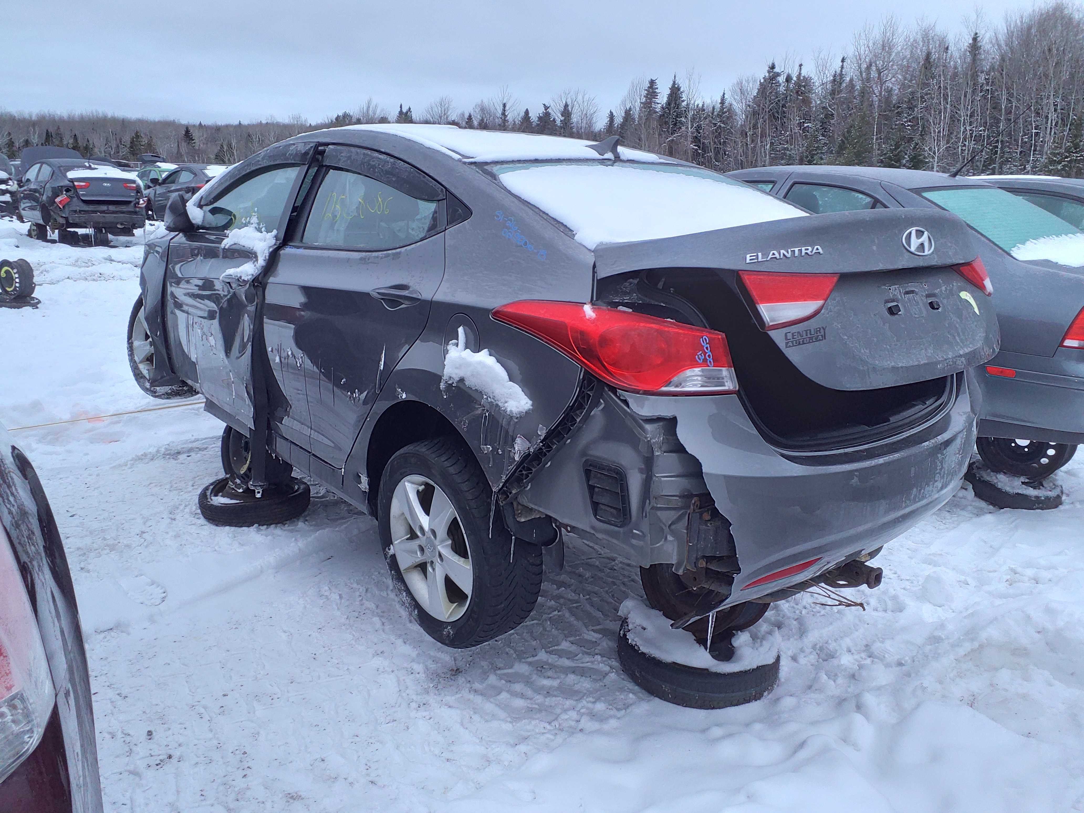 HYUNDAI ELANTRA 2013