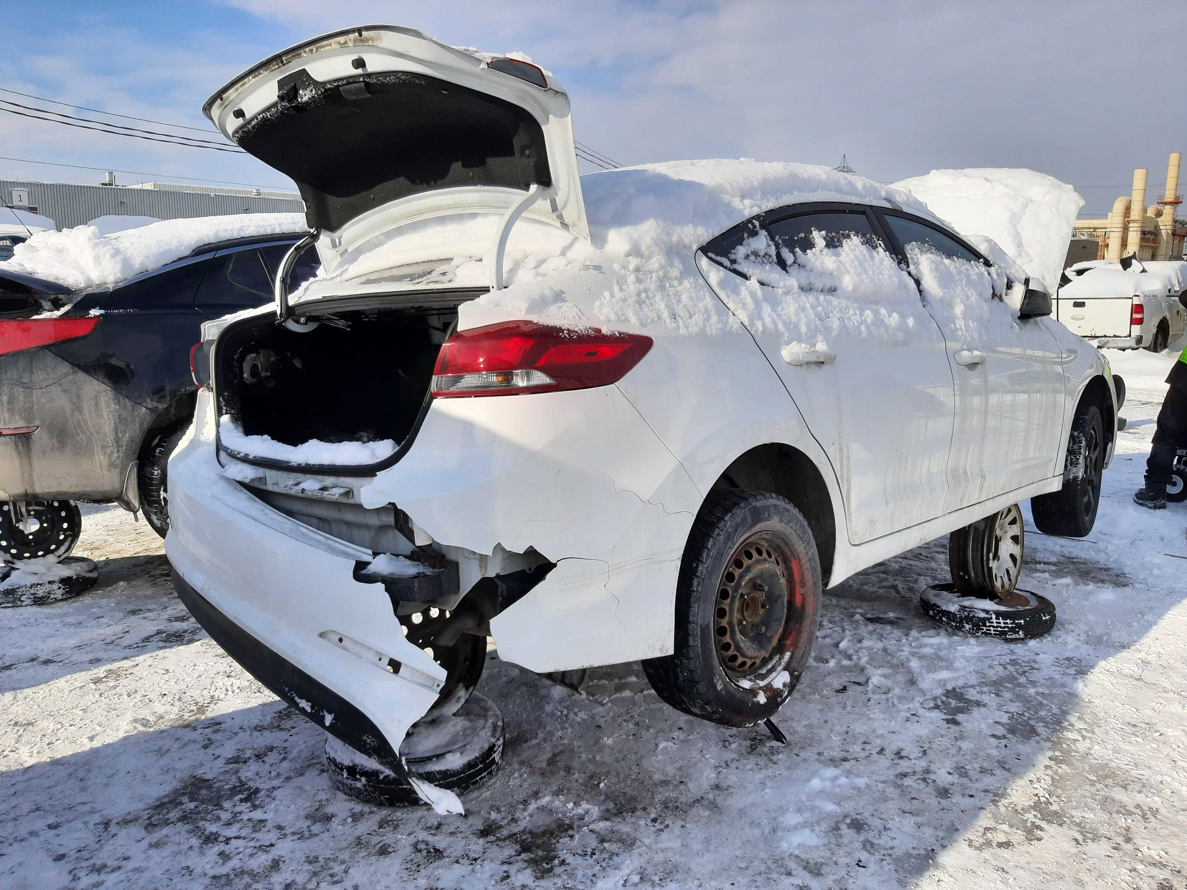 HYUNDAI ELANTRA 2017