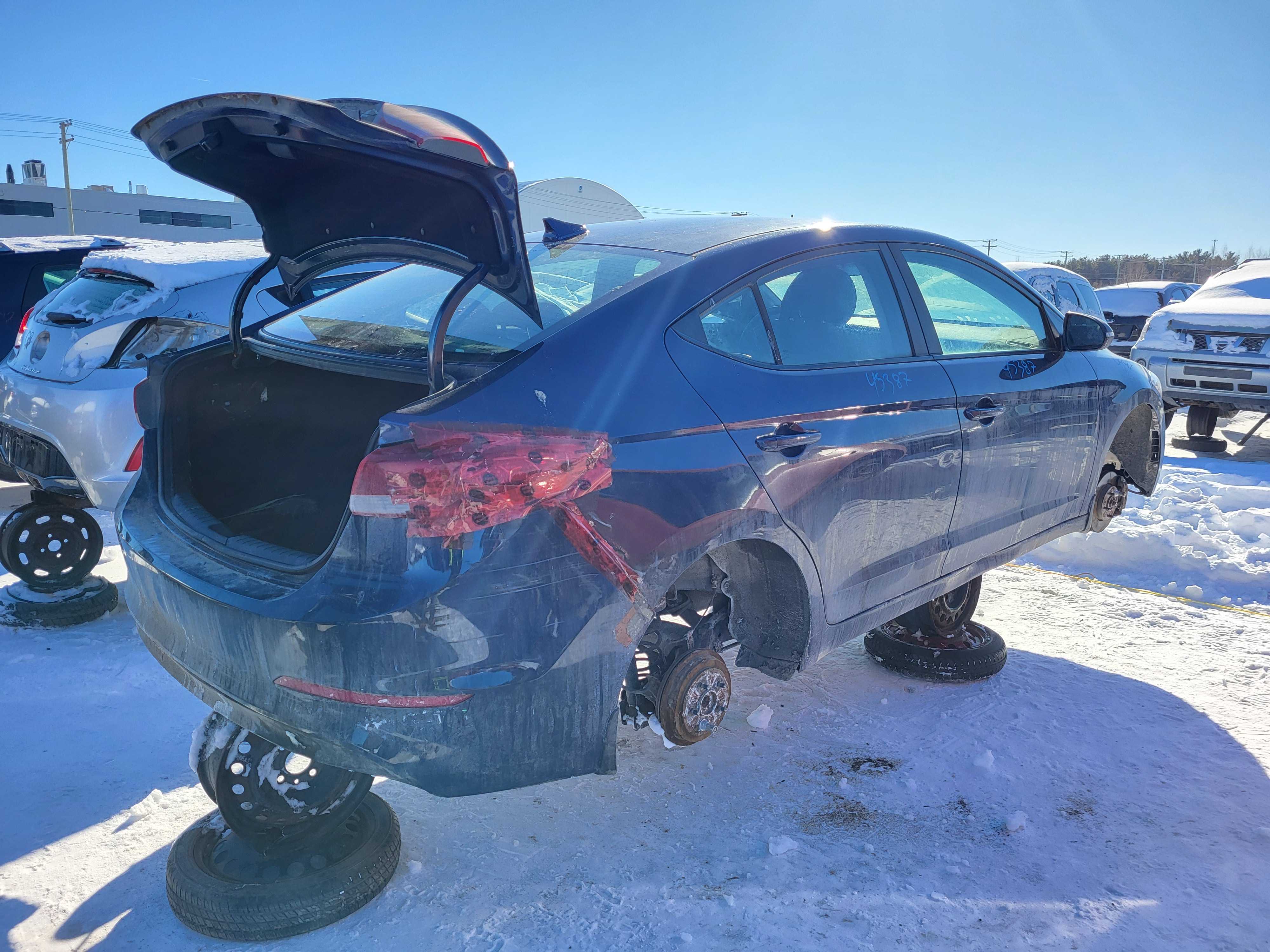 HYUNDAI ELANTRA 2018