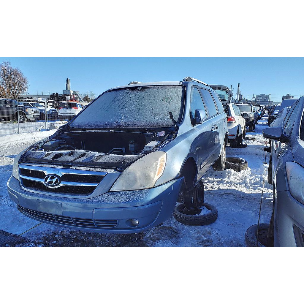 HYUNDAI ENTOURAGE 2007