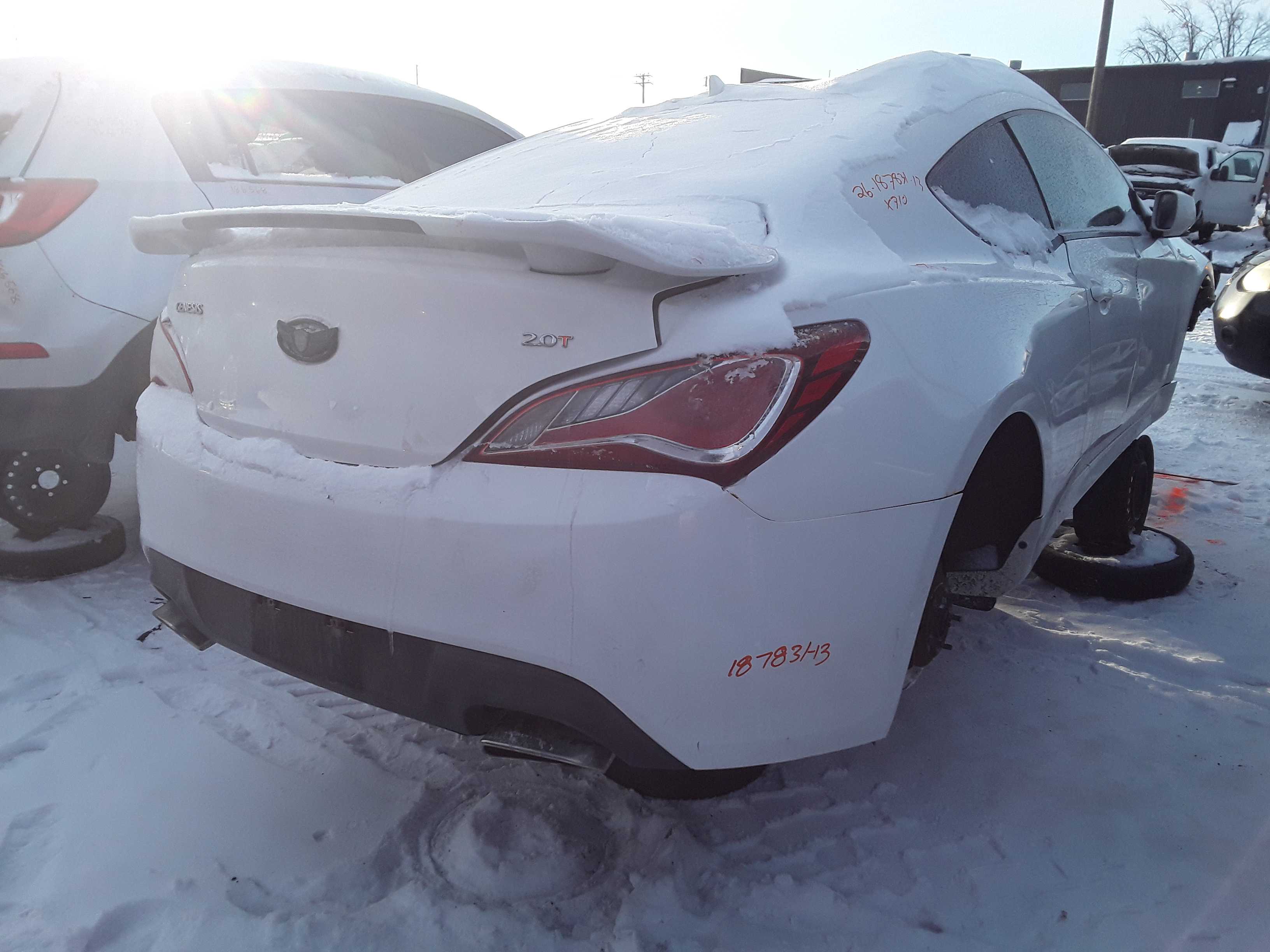 HYUNDAI GENESIS 2013