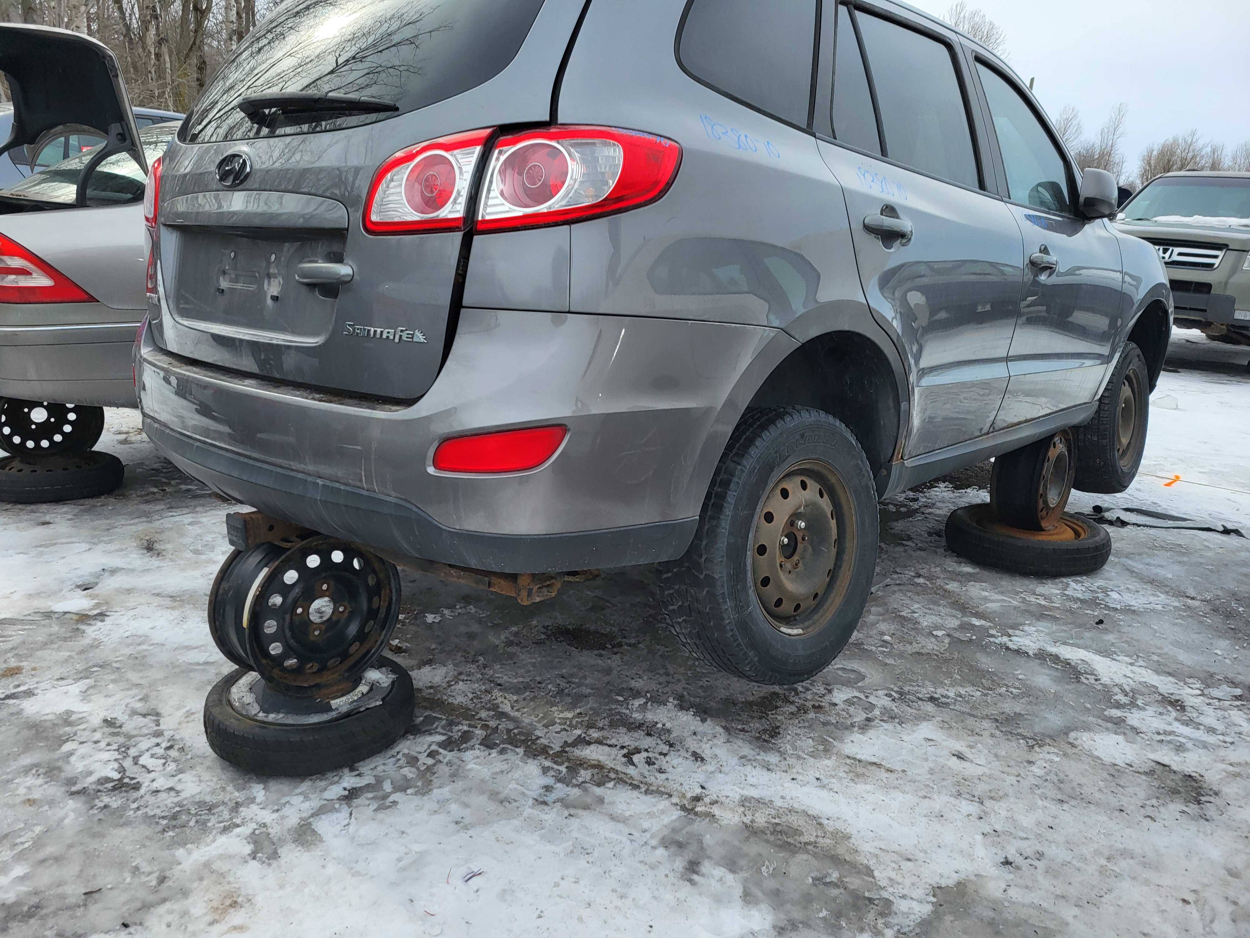 HYUNDAI SANTA FE 2010