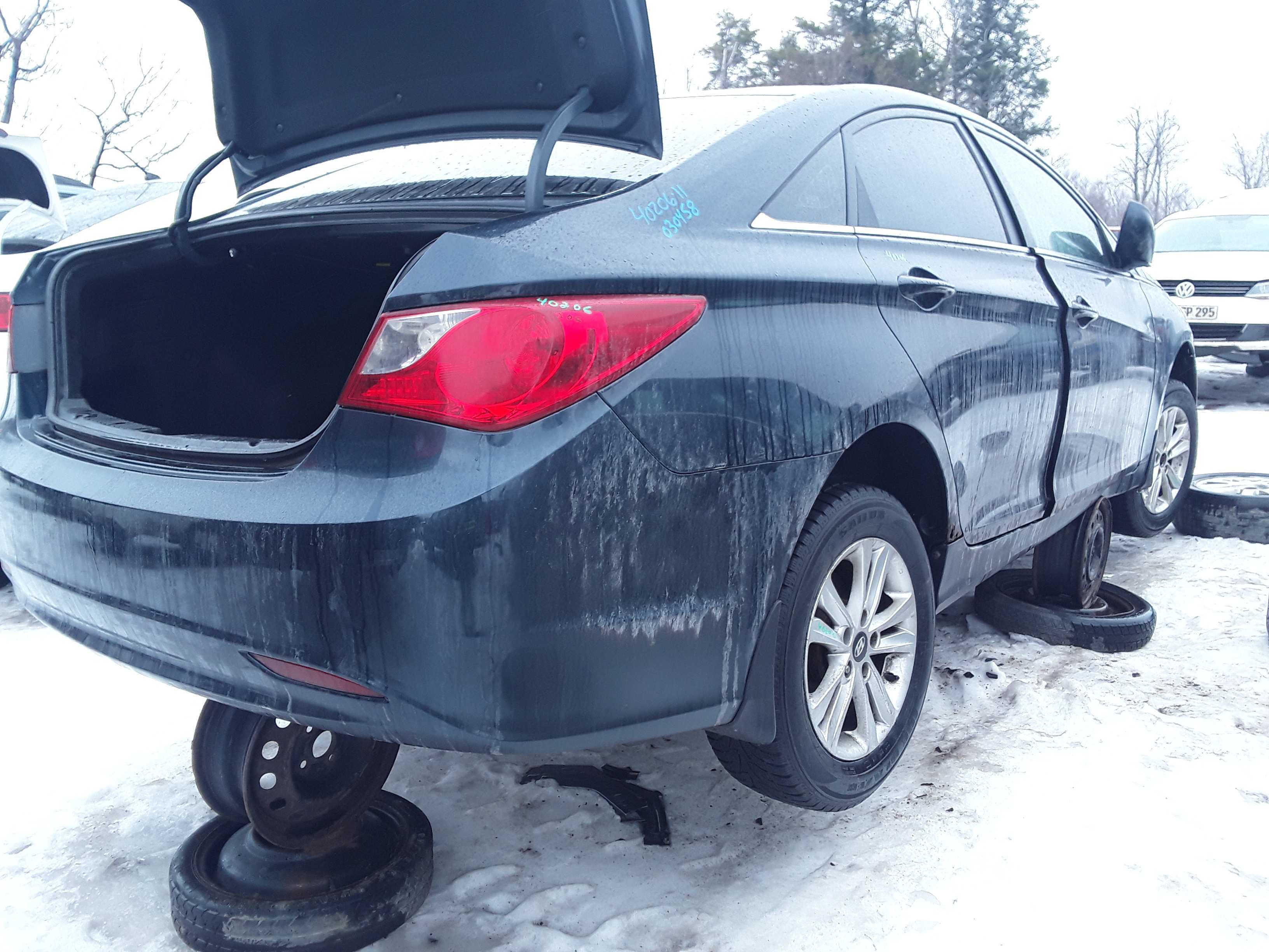 HYUNDAI SONATA 2011