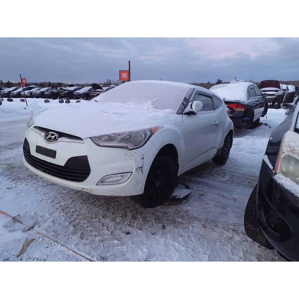 HYUNDAI VELOSTER 2012