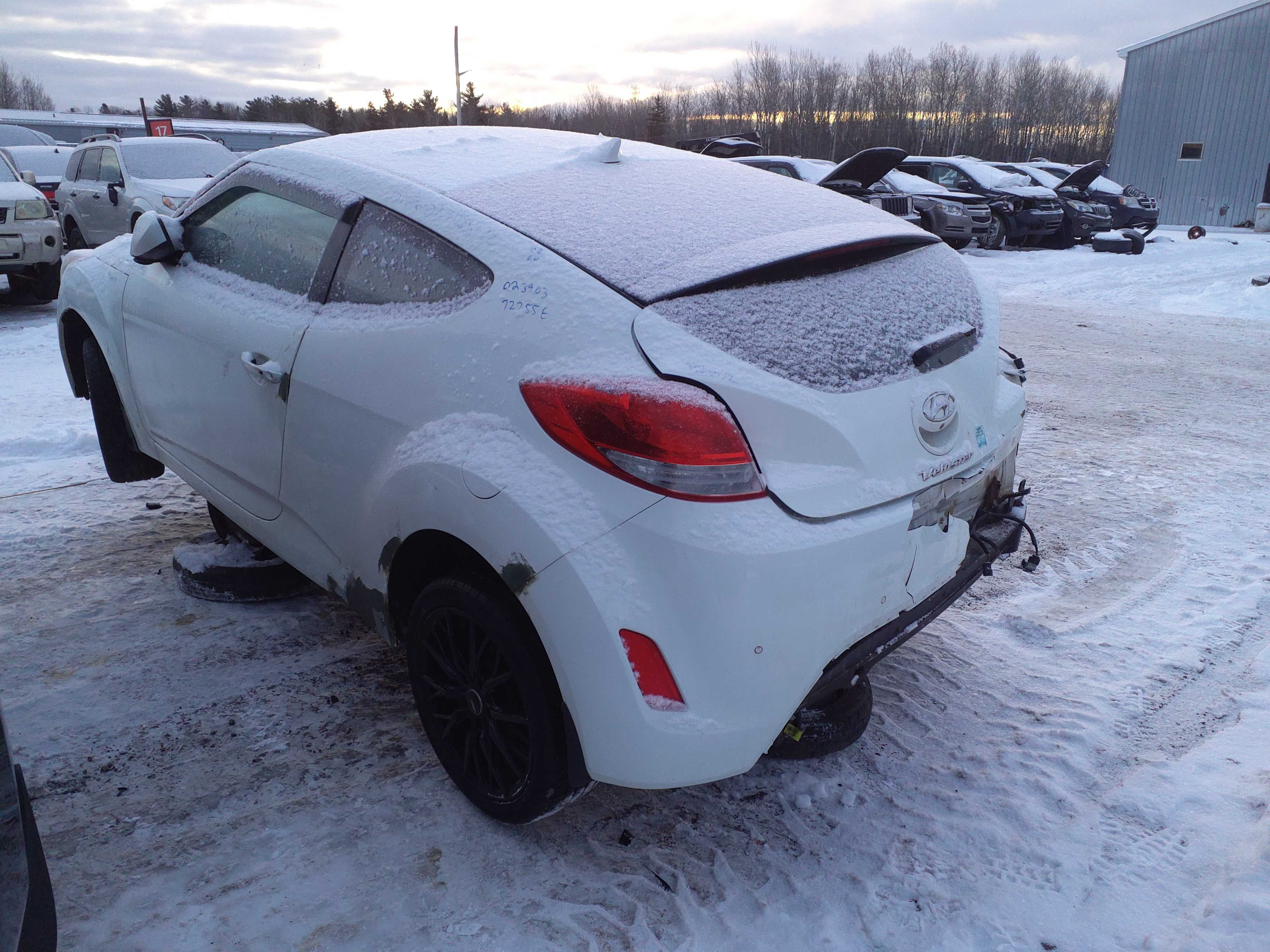 HYUNDAI VELOSTER 2012