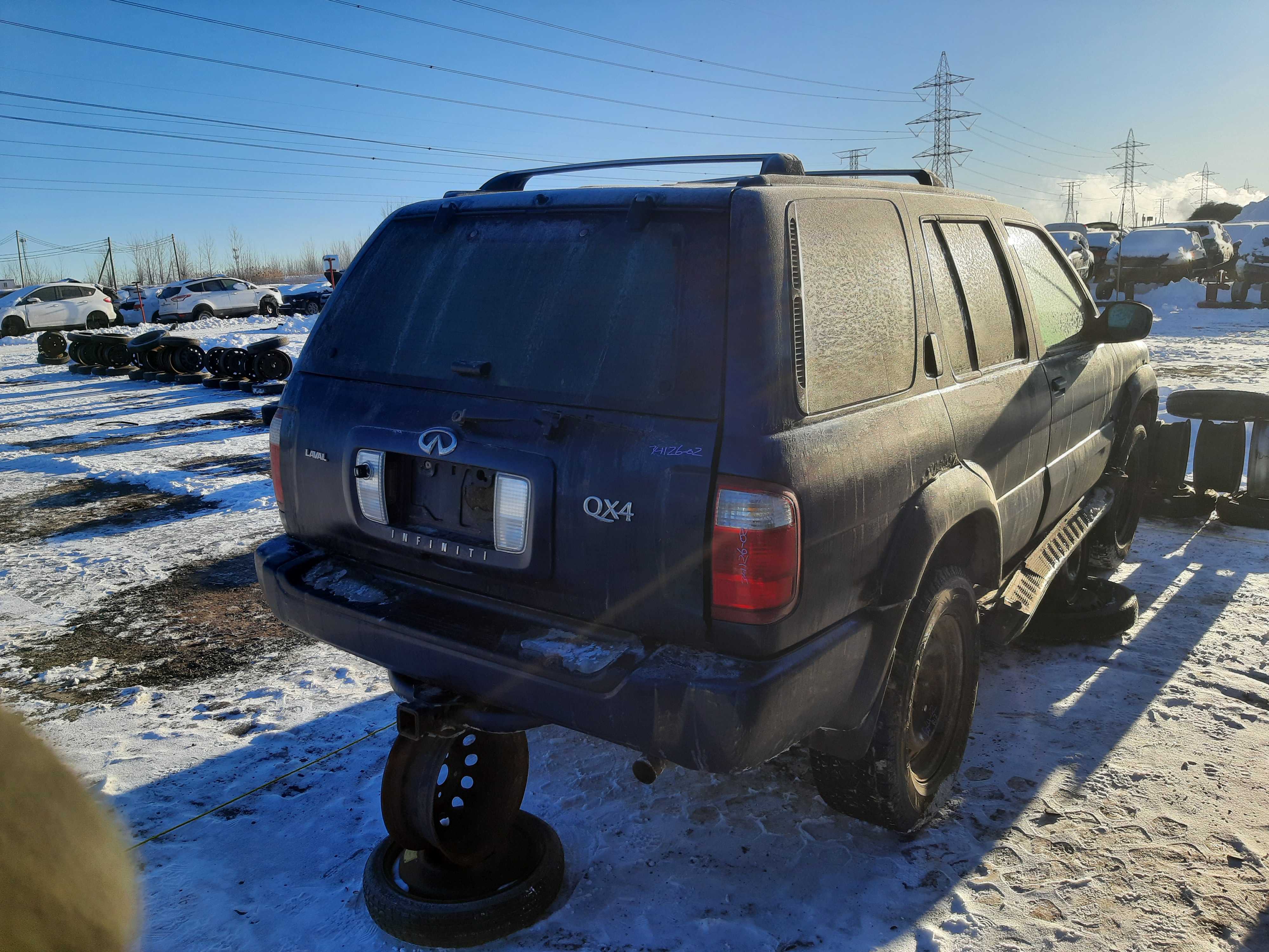 INFINITI QX4 2002