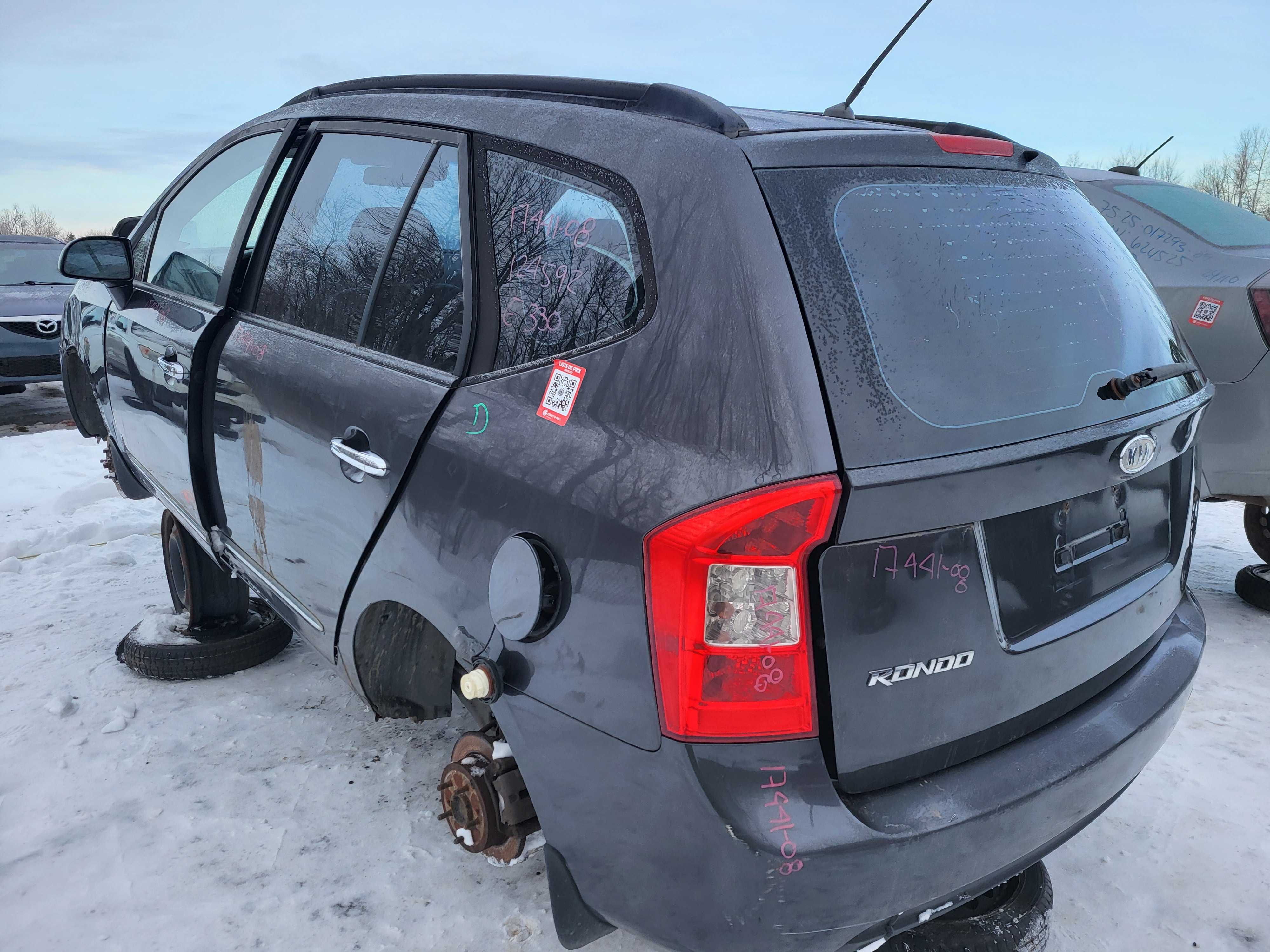 KIA RONDO 2008