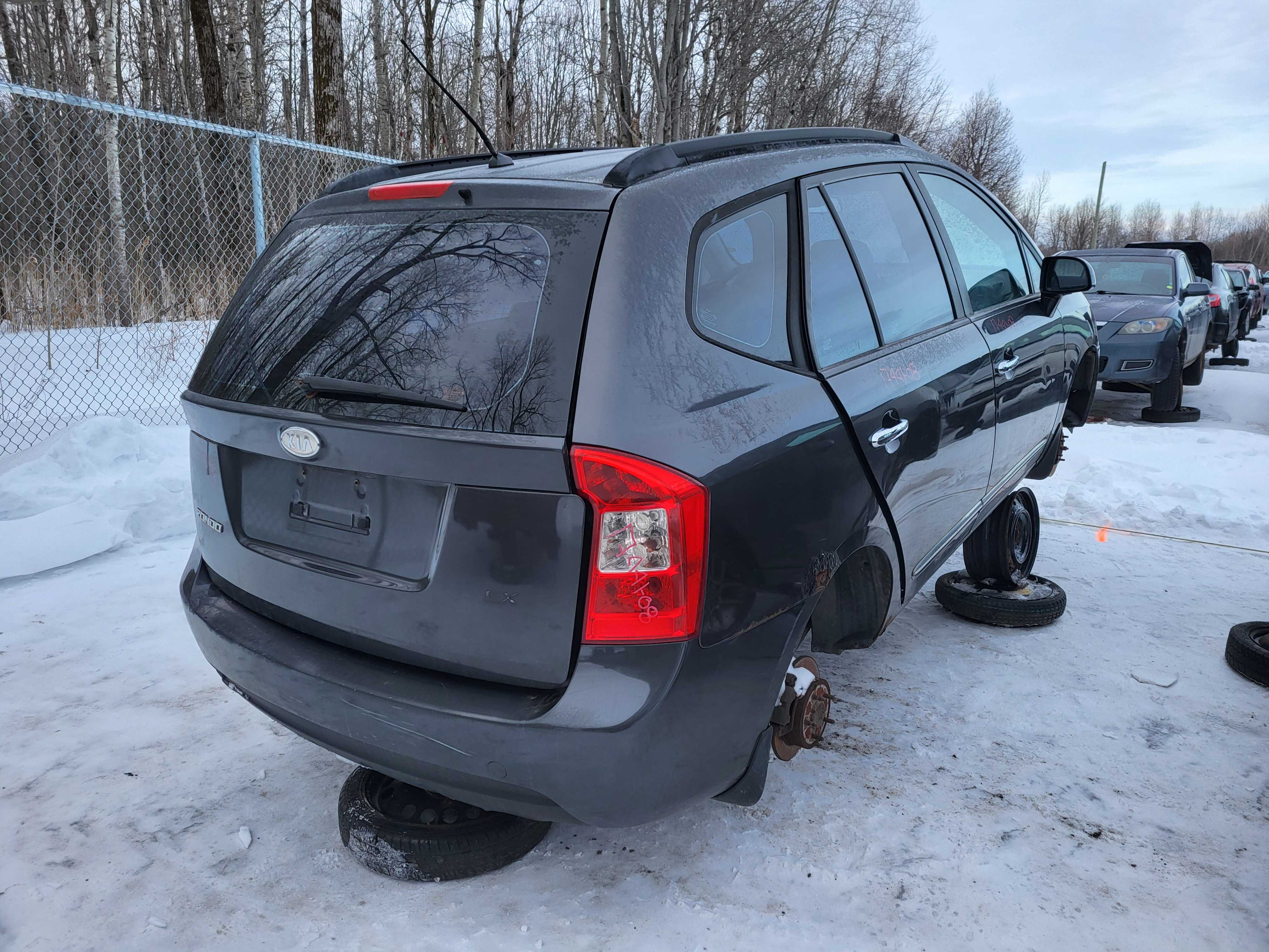 KIA RONDO 2008