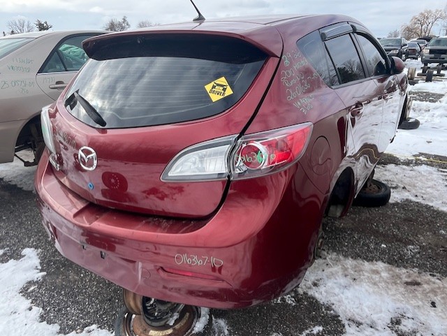 MAZDA MAZDA3 2010