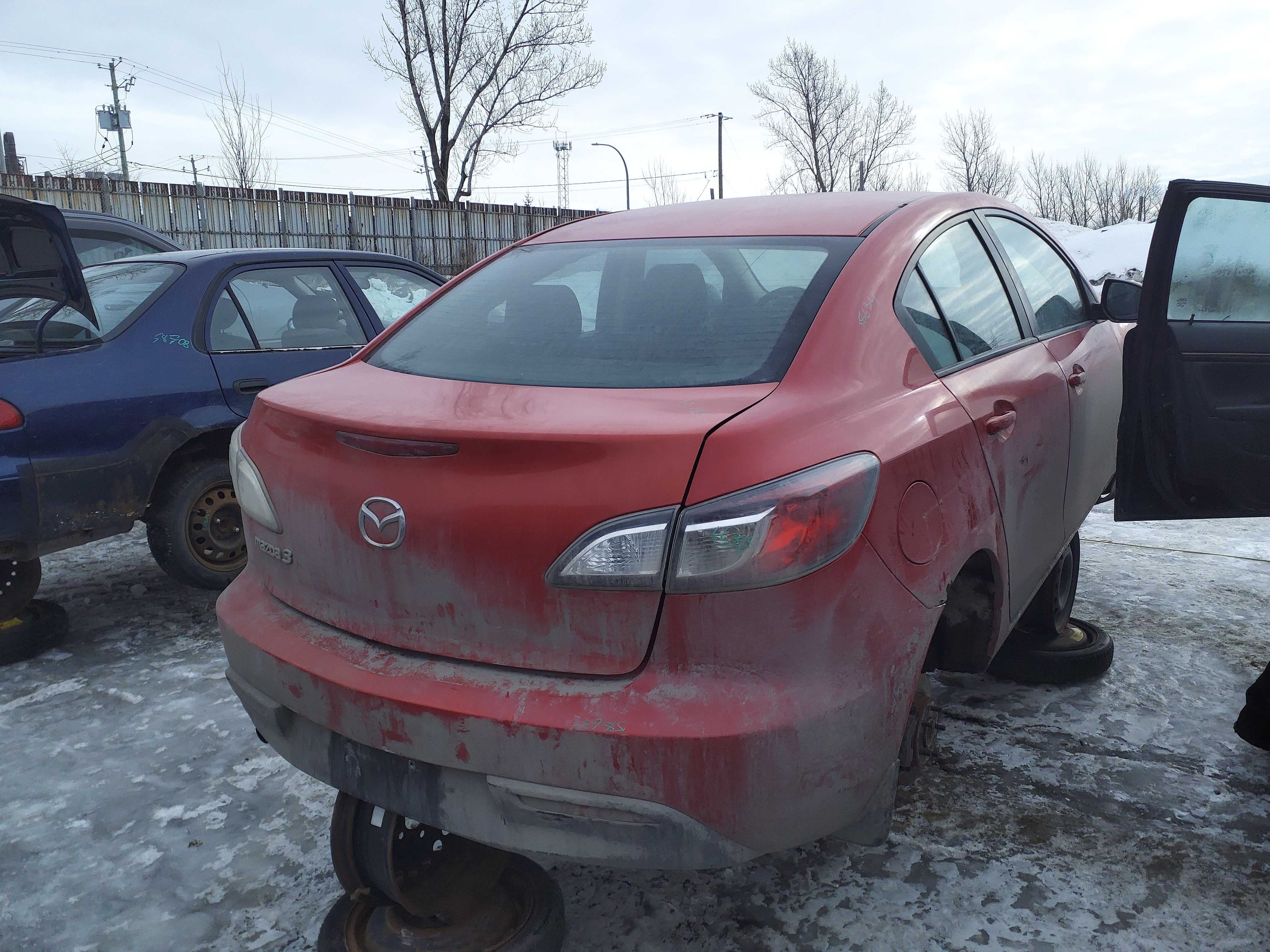MAZDA MAZDA3 2011