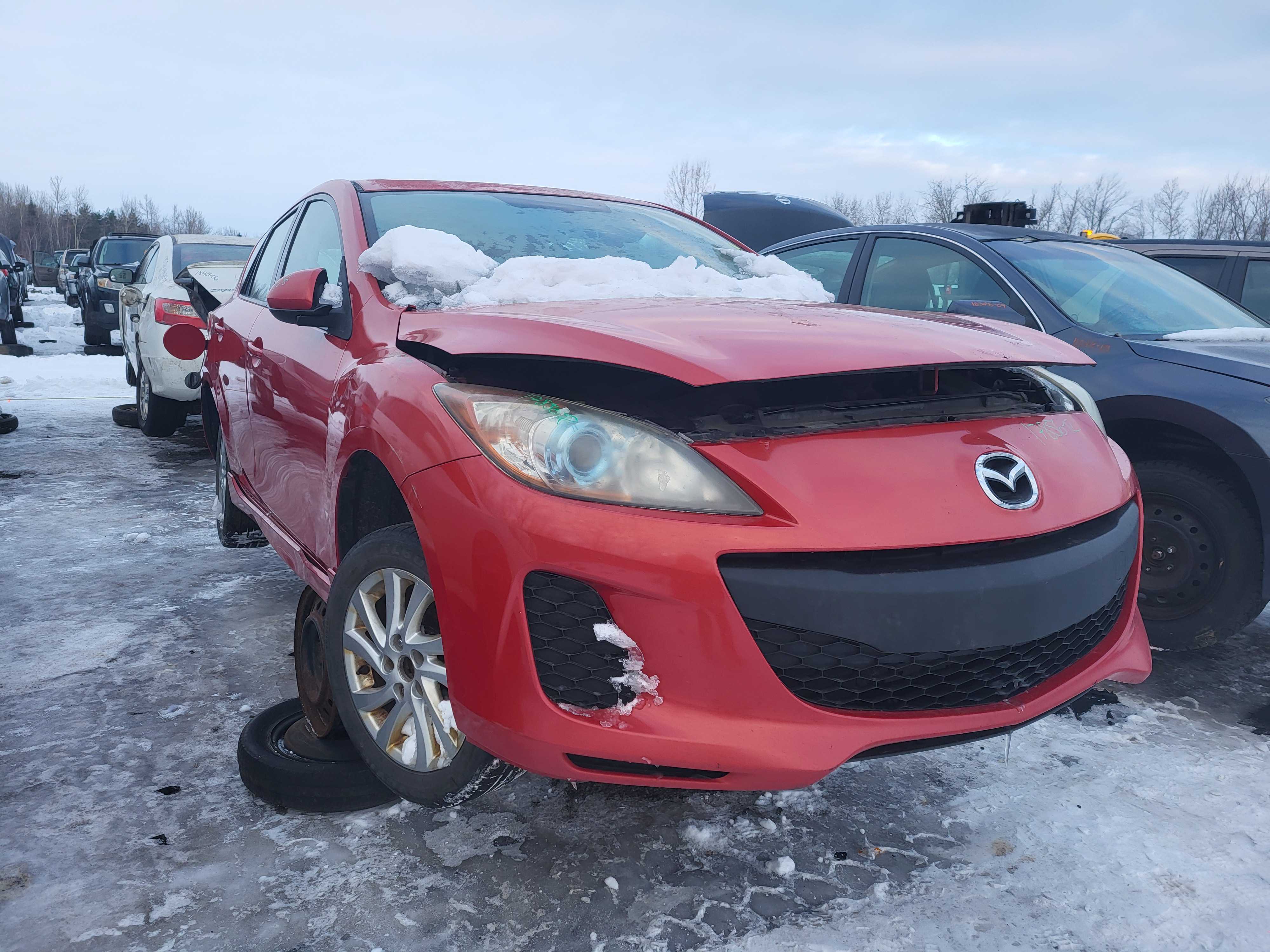 MAZDA MAZDA3 2012