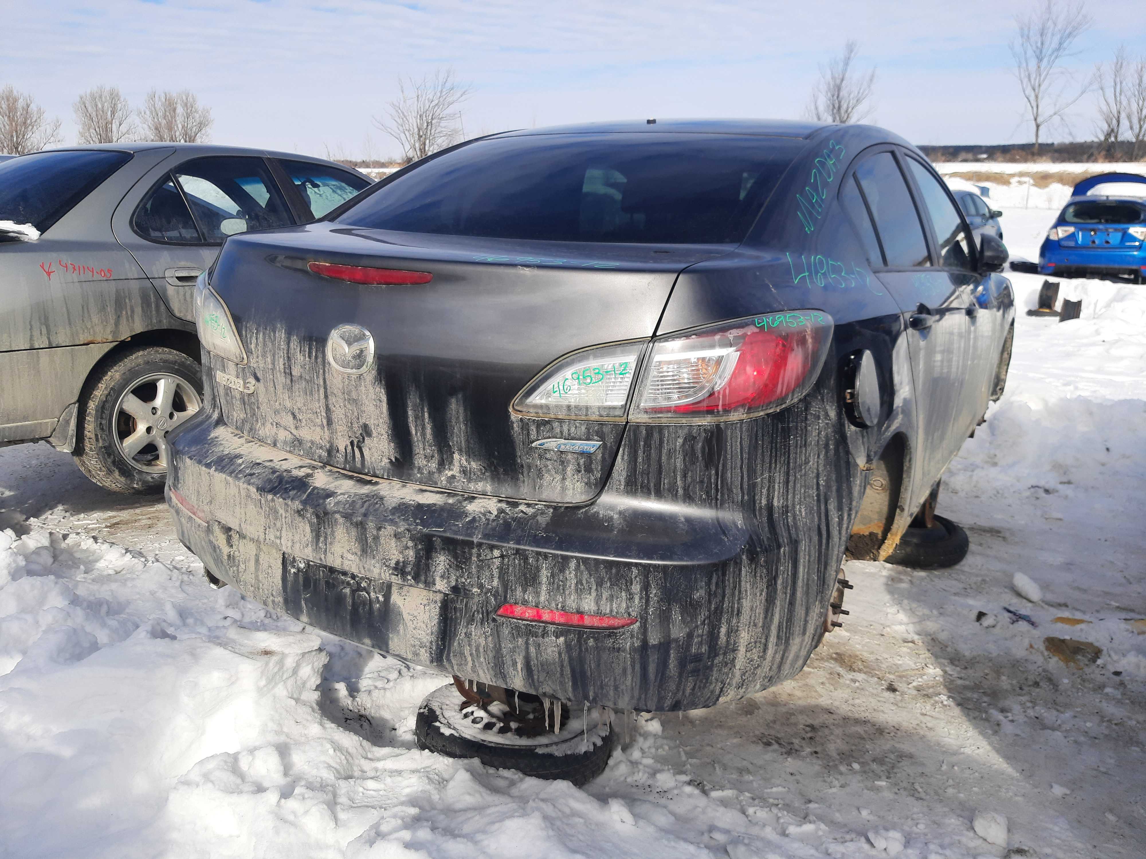 MAZDA MAZDA3 2012