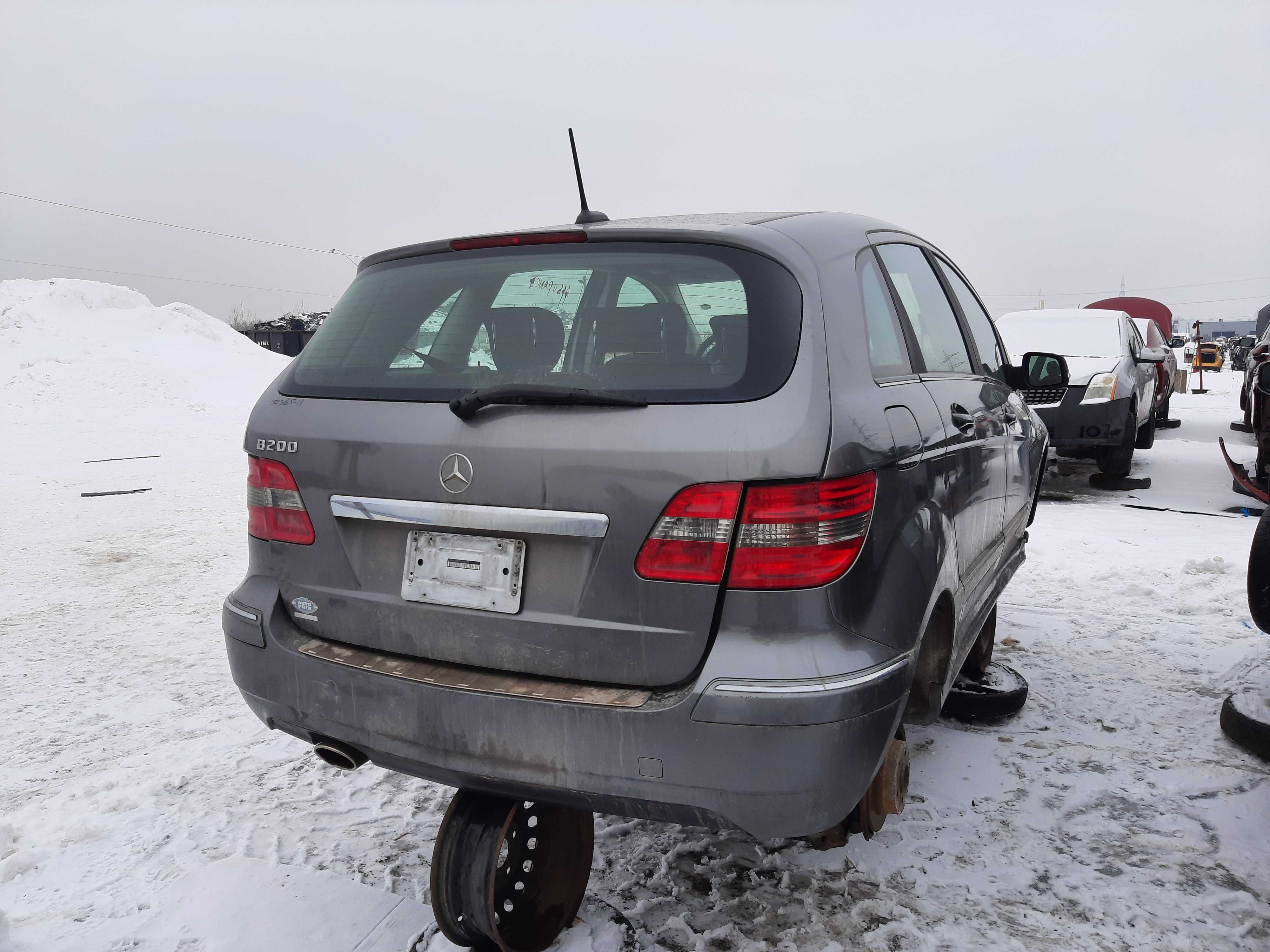 MERCEDES-BENZ B-CLASS 2011