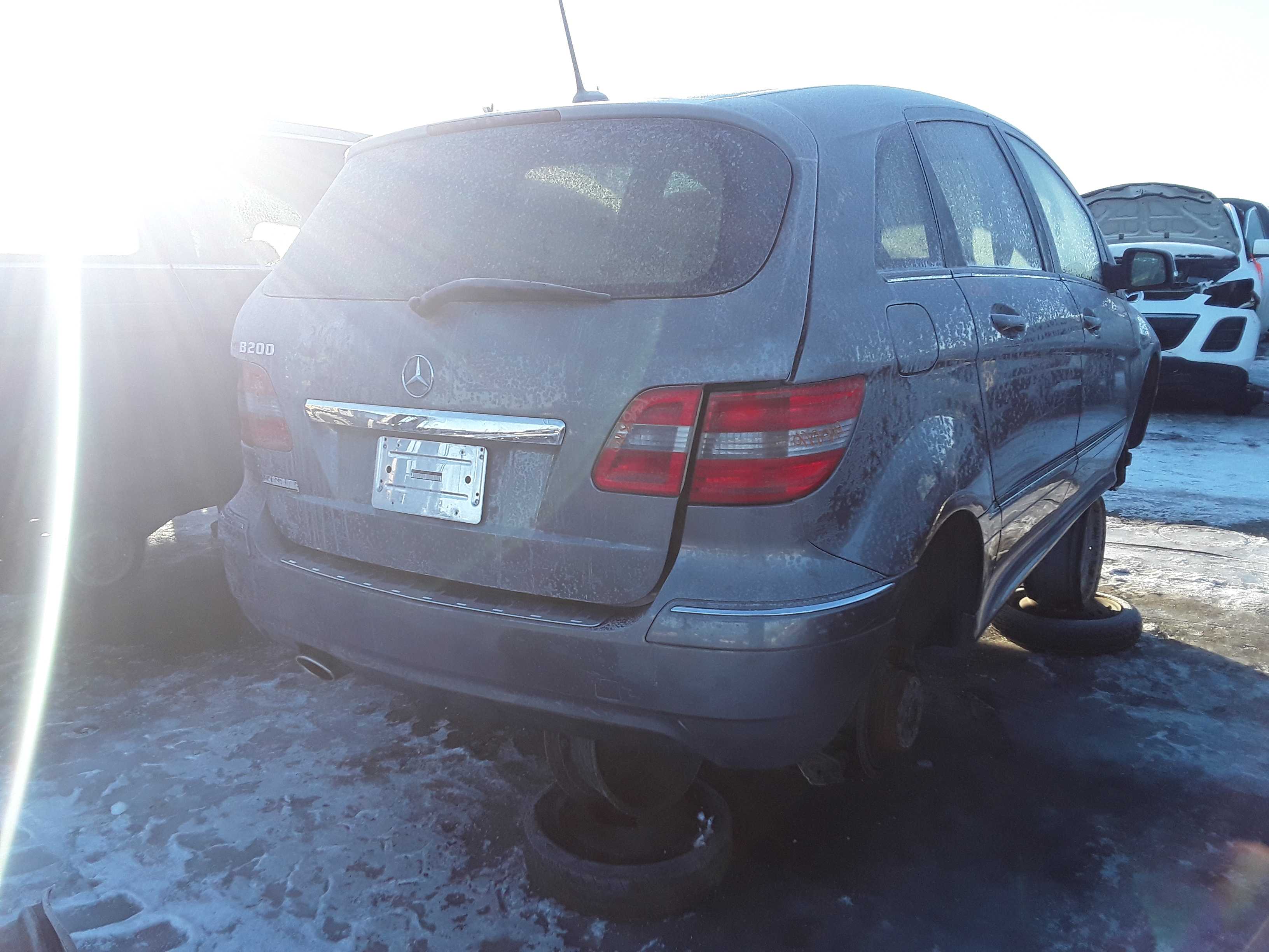 MERCEDES-BENZ B-CLASS 2011