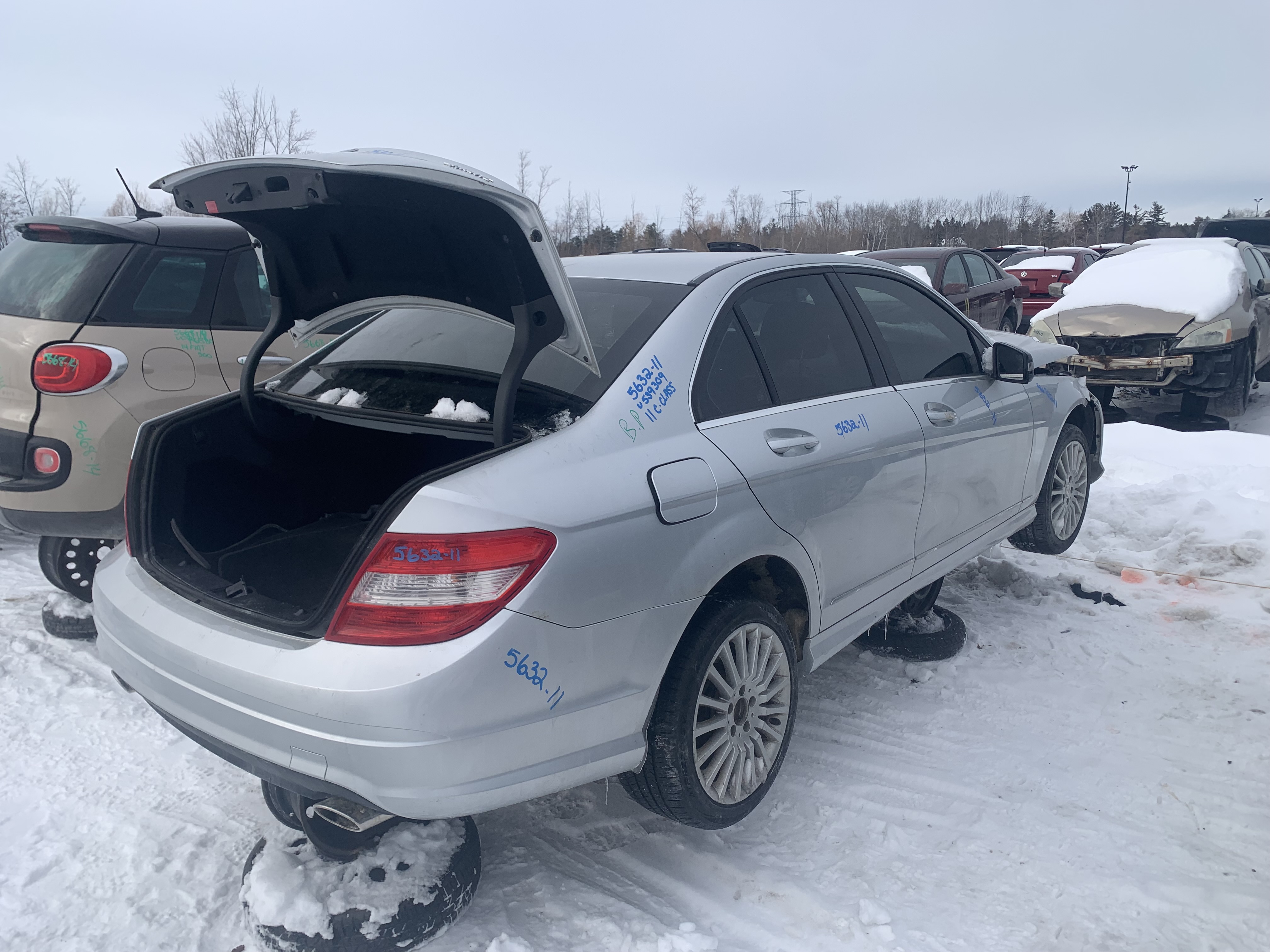 MERCEDES-BENZ C-CLASS 2011