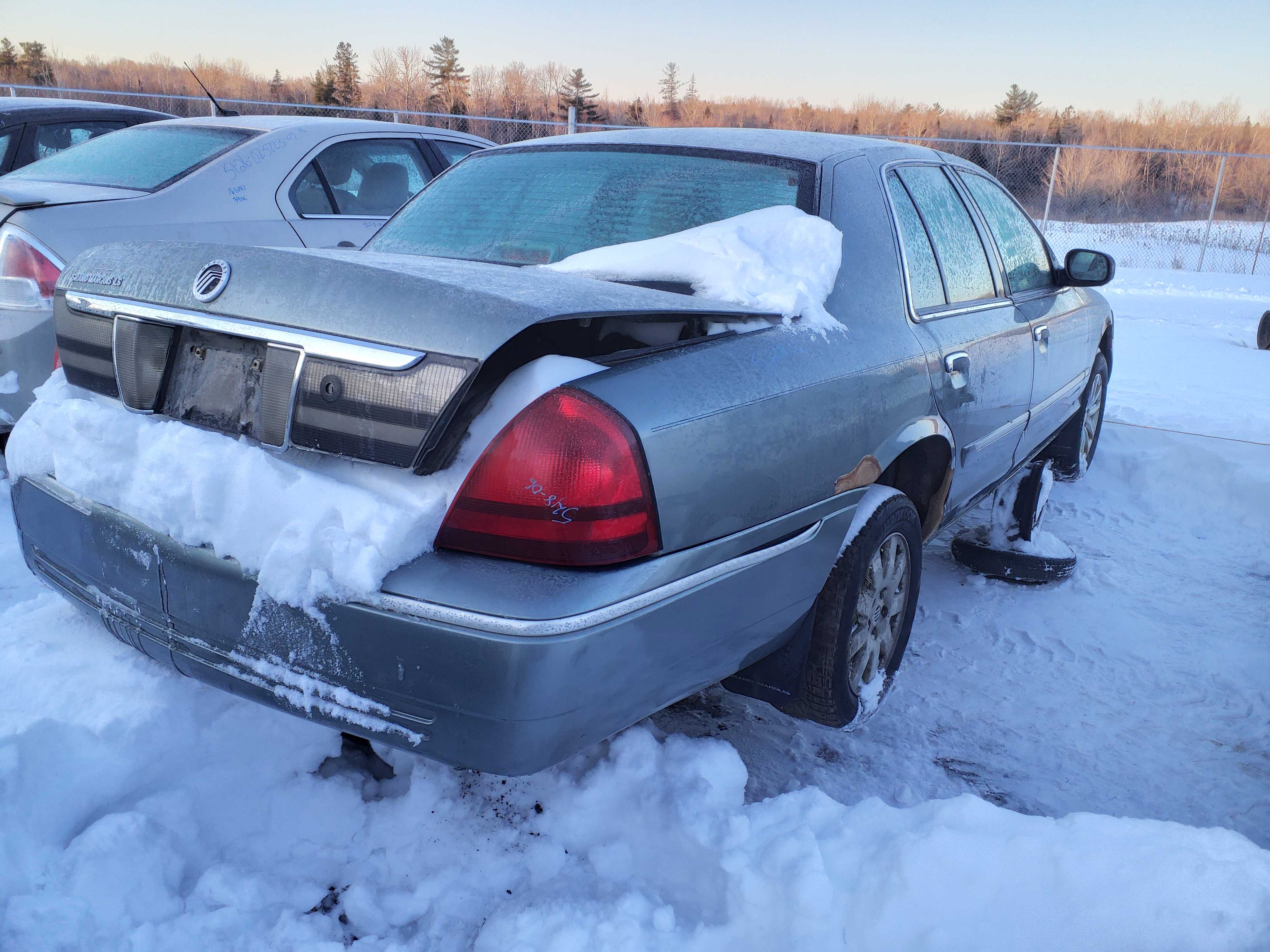 MERCURY GRAND MARQUIS 2006