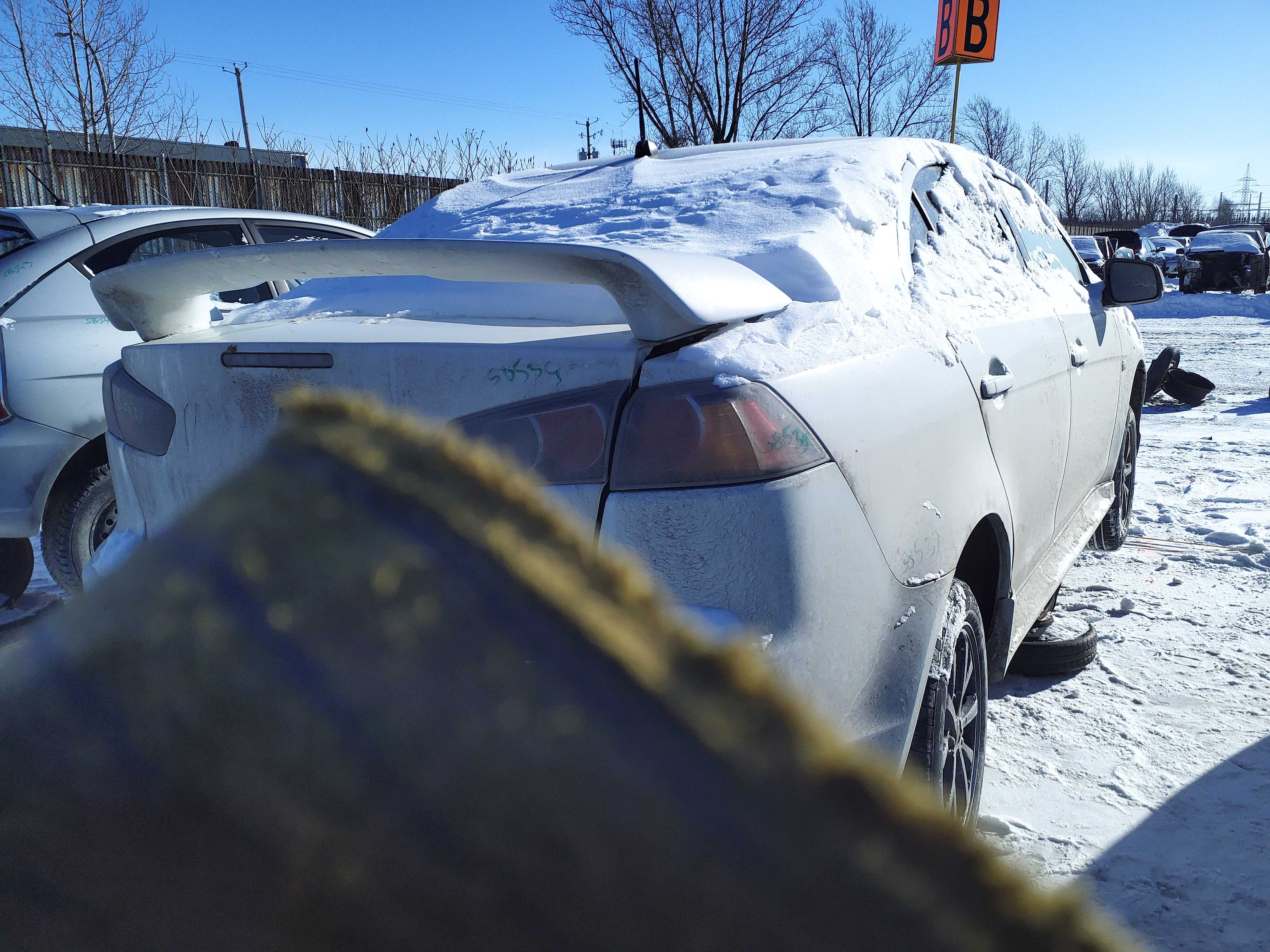 MITSUBISHI LANCER 2010