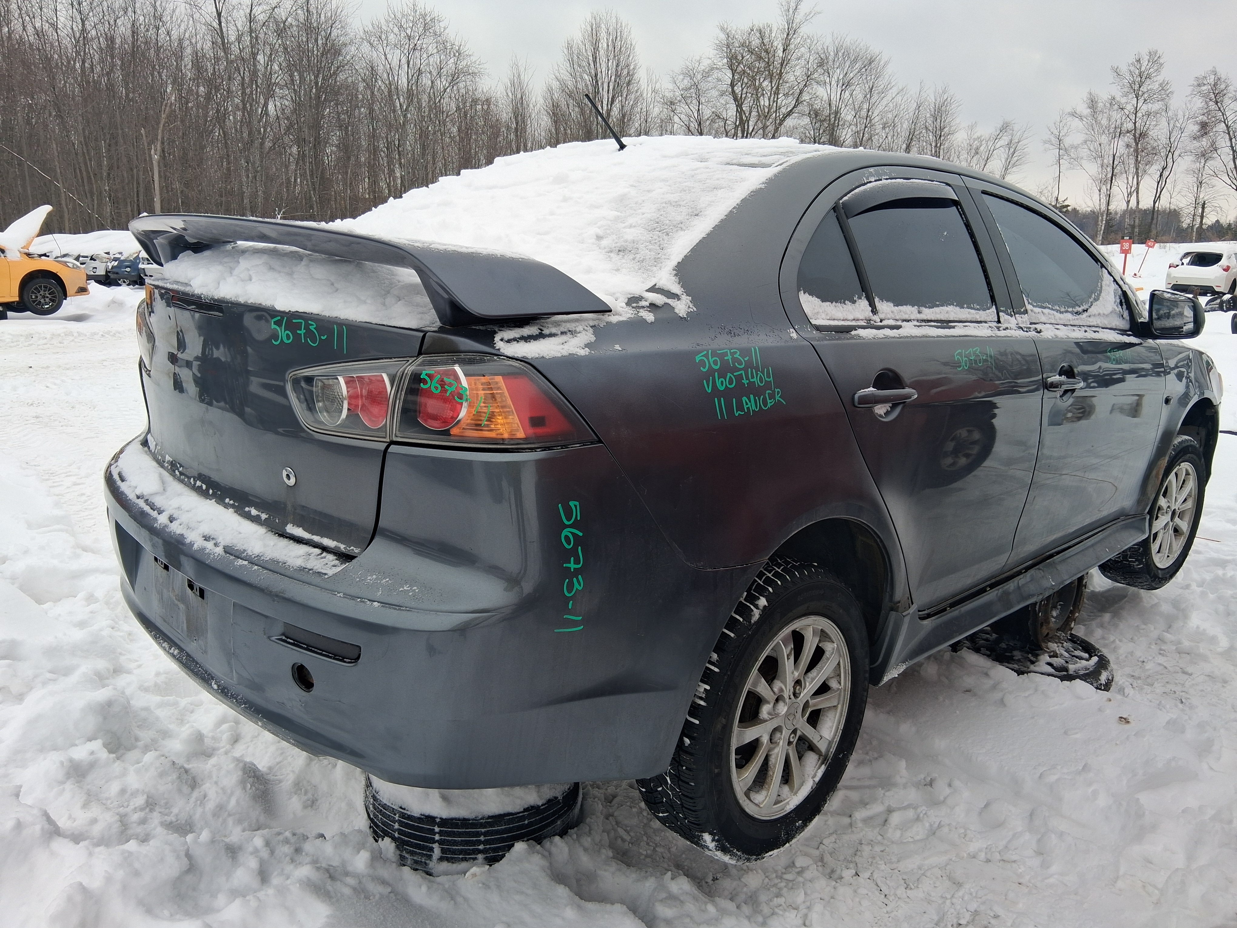 MITSUBISHI LANCER 2011