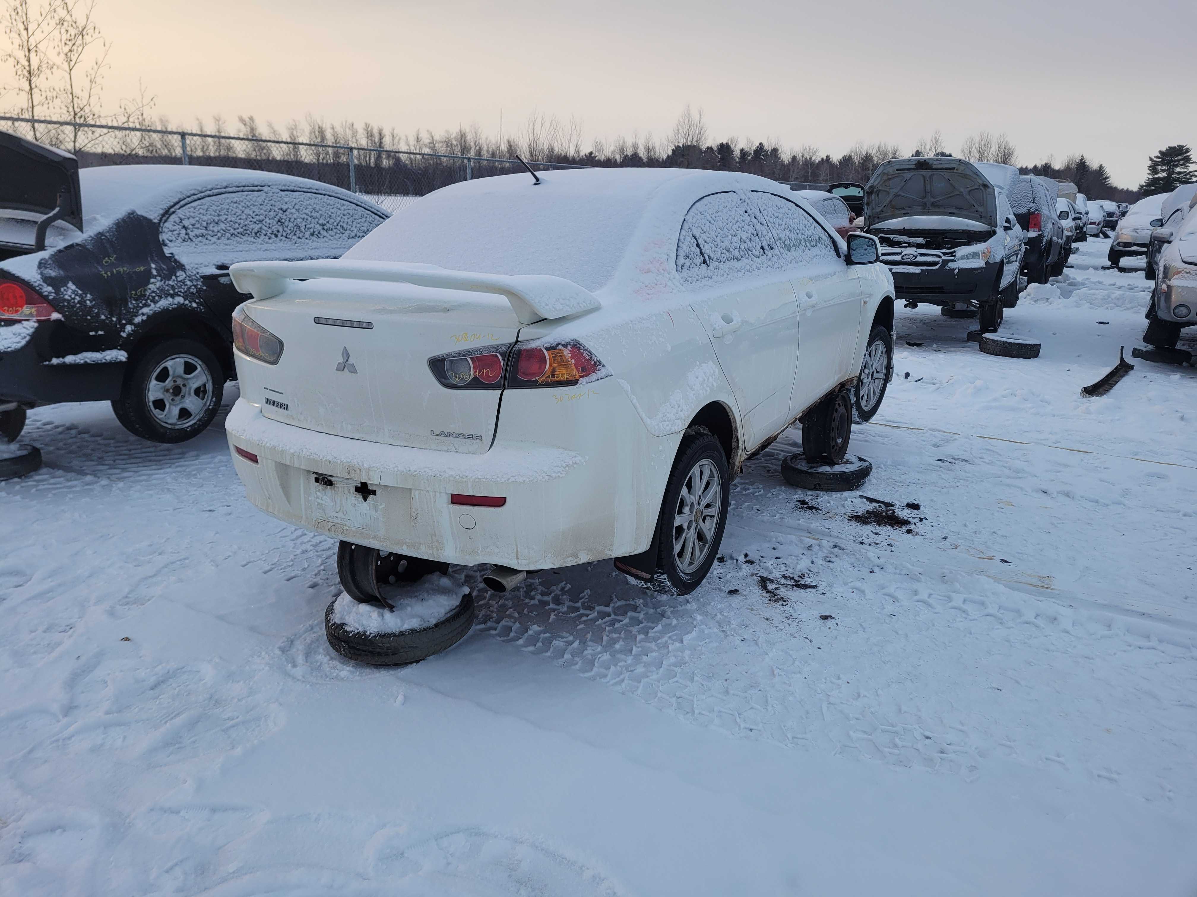 MITSUBISHI LANCER 2012