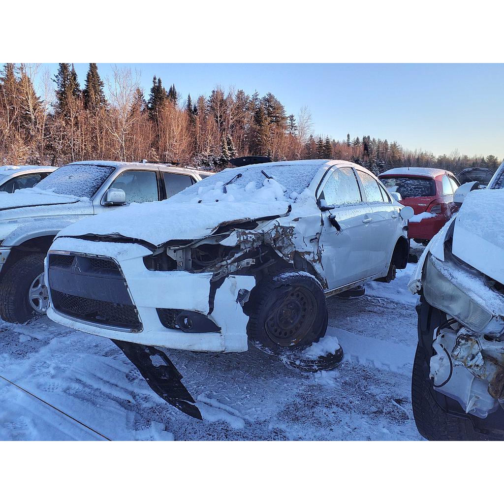 MITSUBISHI LANCER 2015