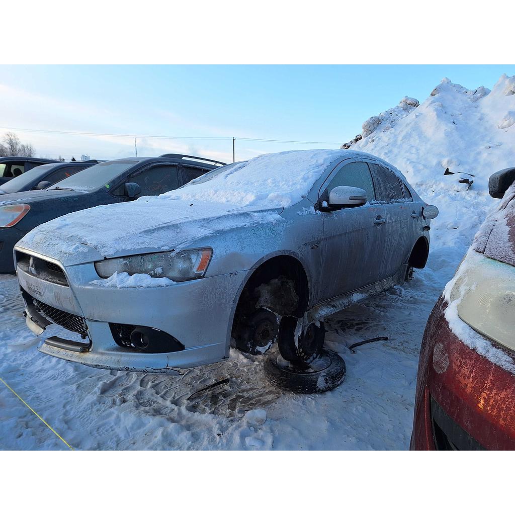 MITSUBISHI LANCER 2015