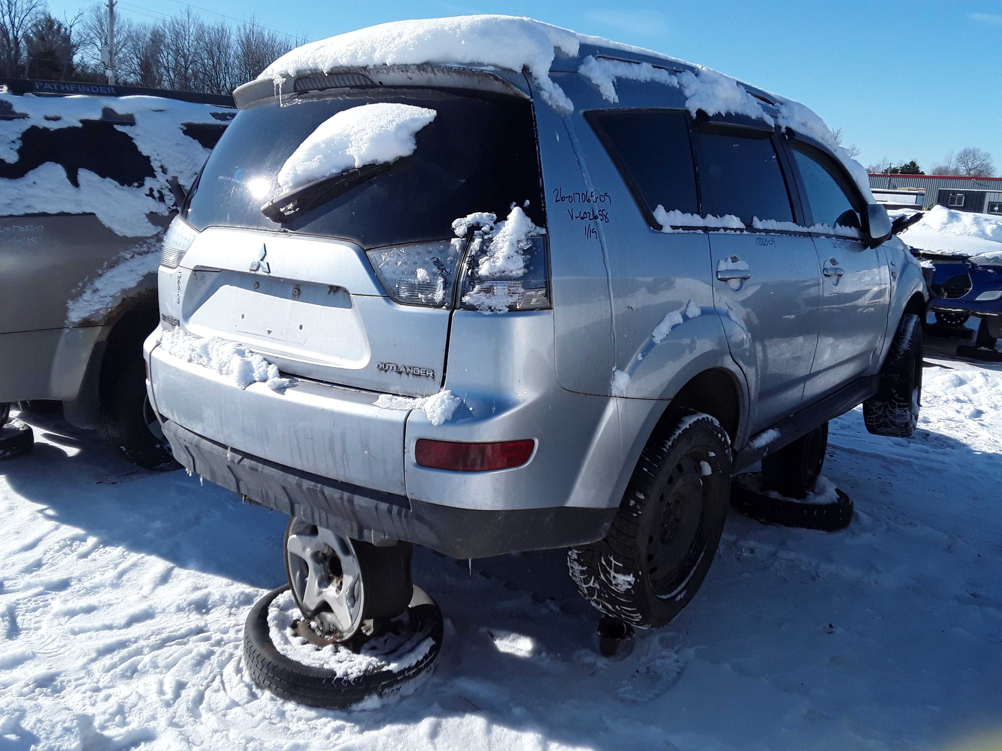 MITSUBISHI OUTLANDER 2009