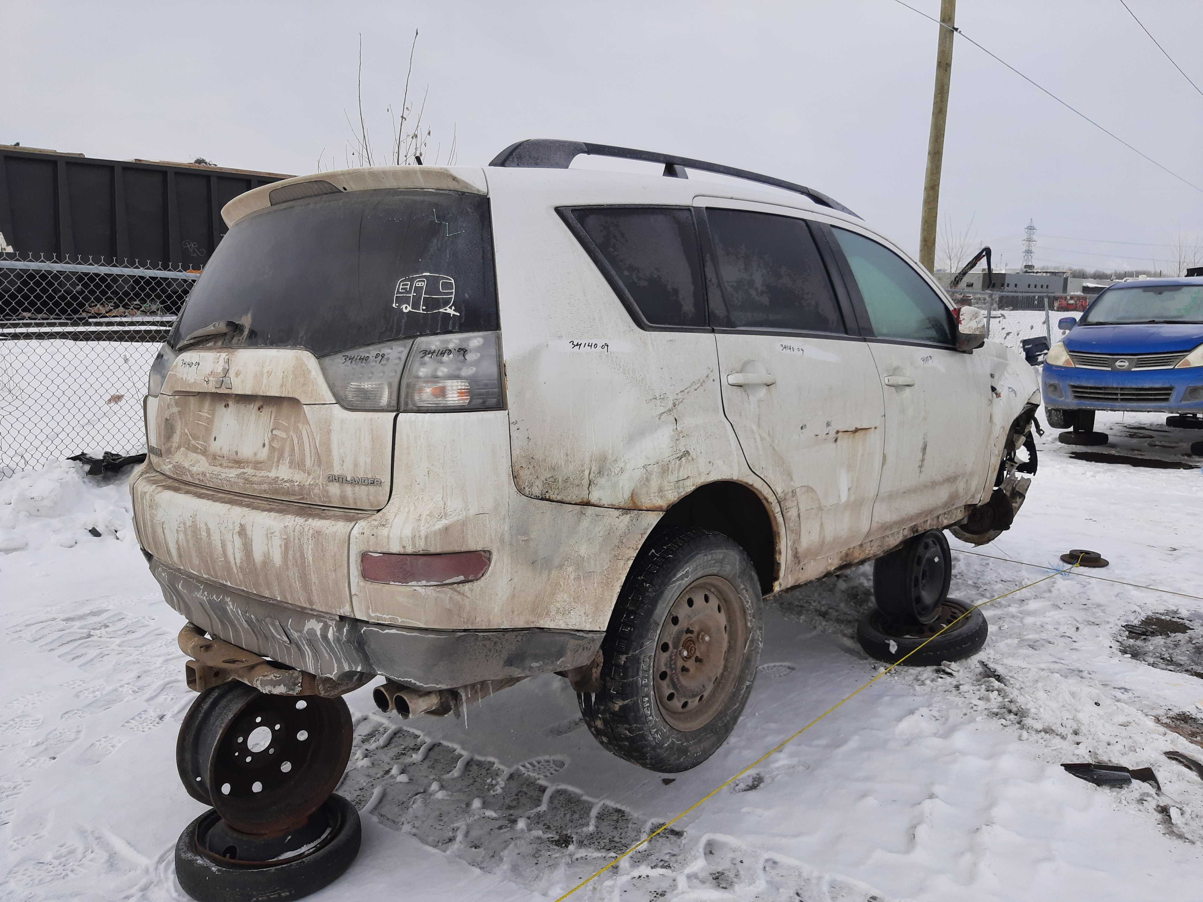 MITSUBISHI OUTLANDER 2009