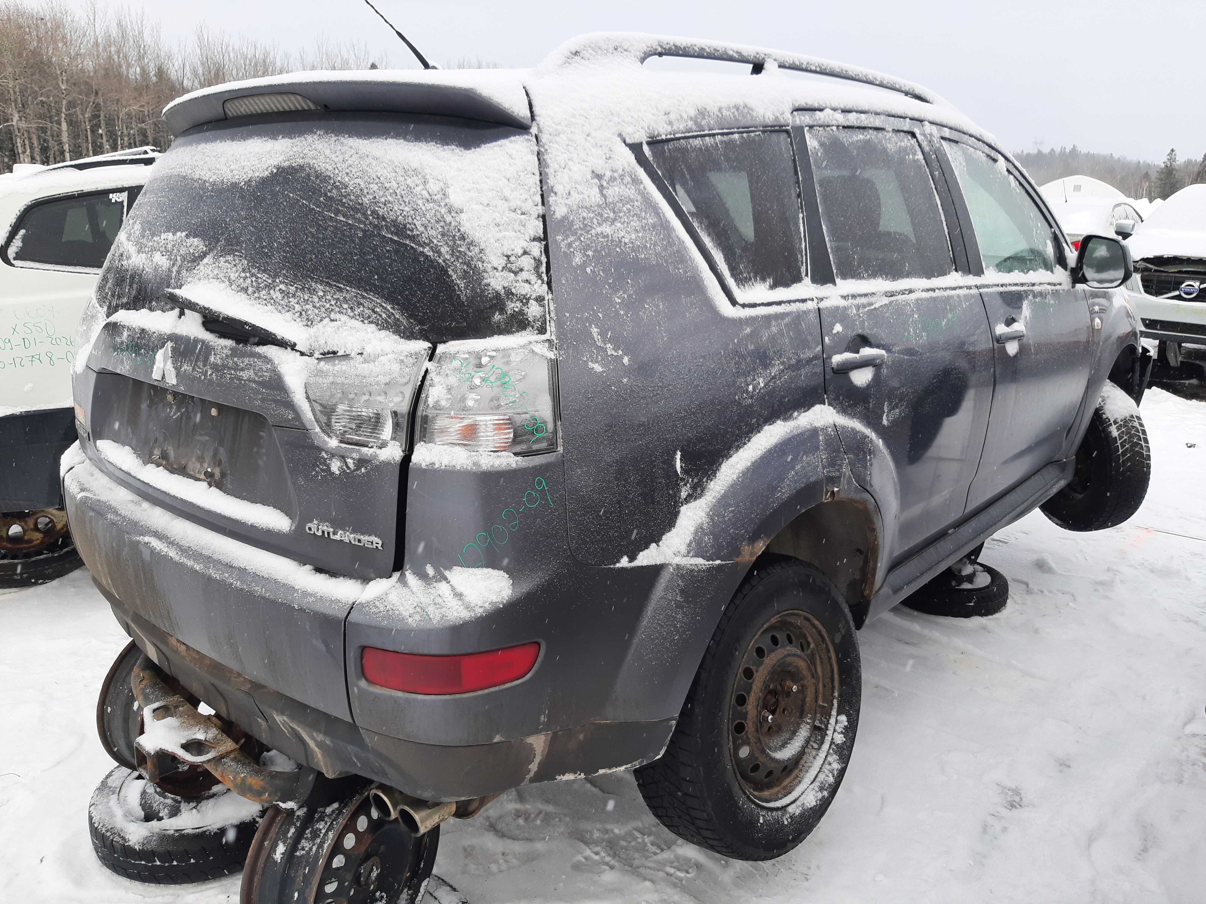 MITSUBISHI OUTLANDER 2009