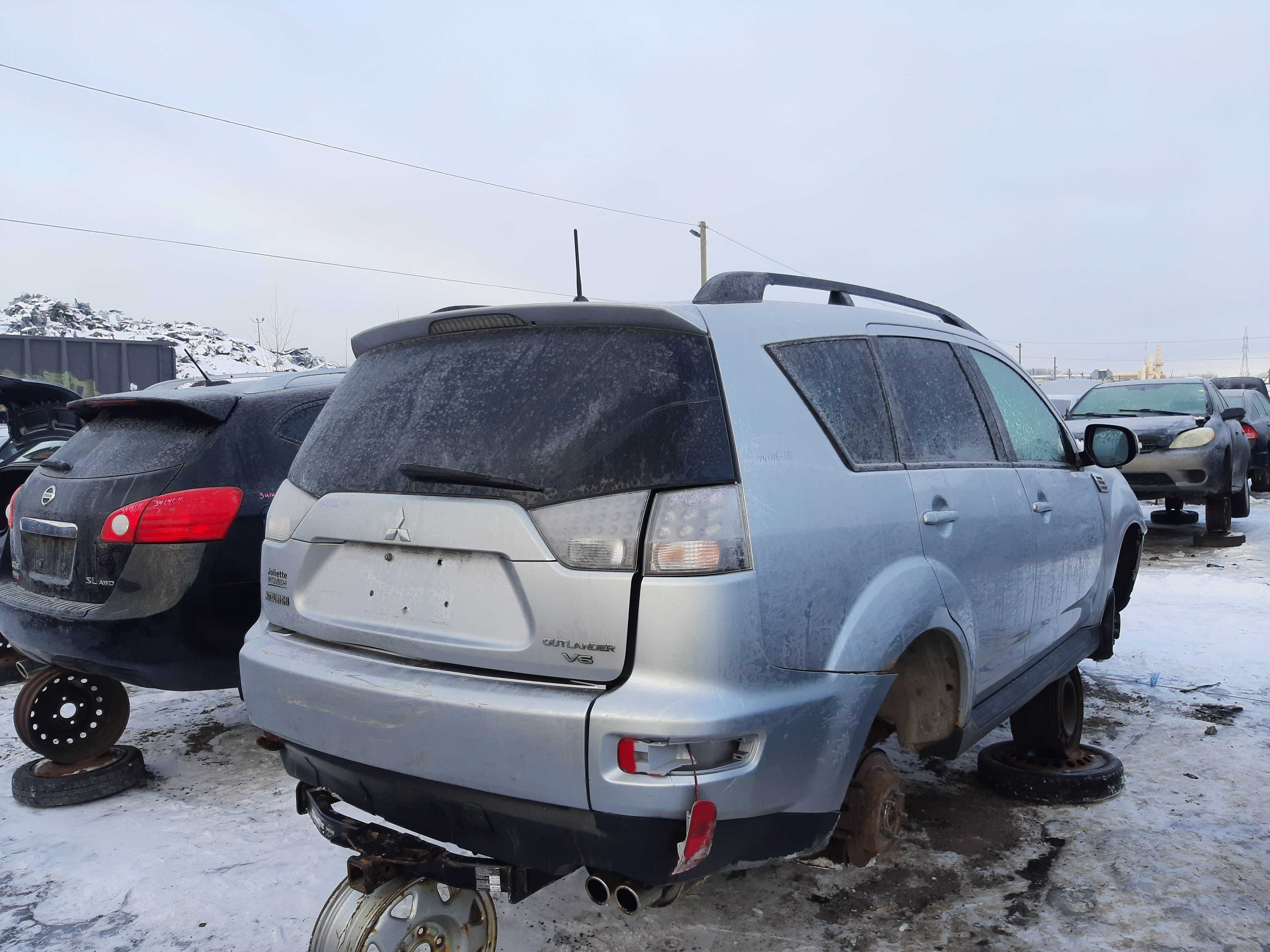 MITSUBISHI OUTLANDER 2010