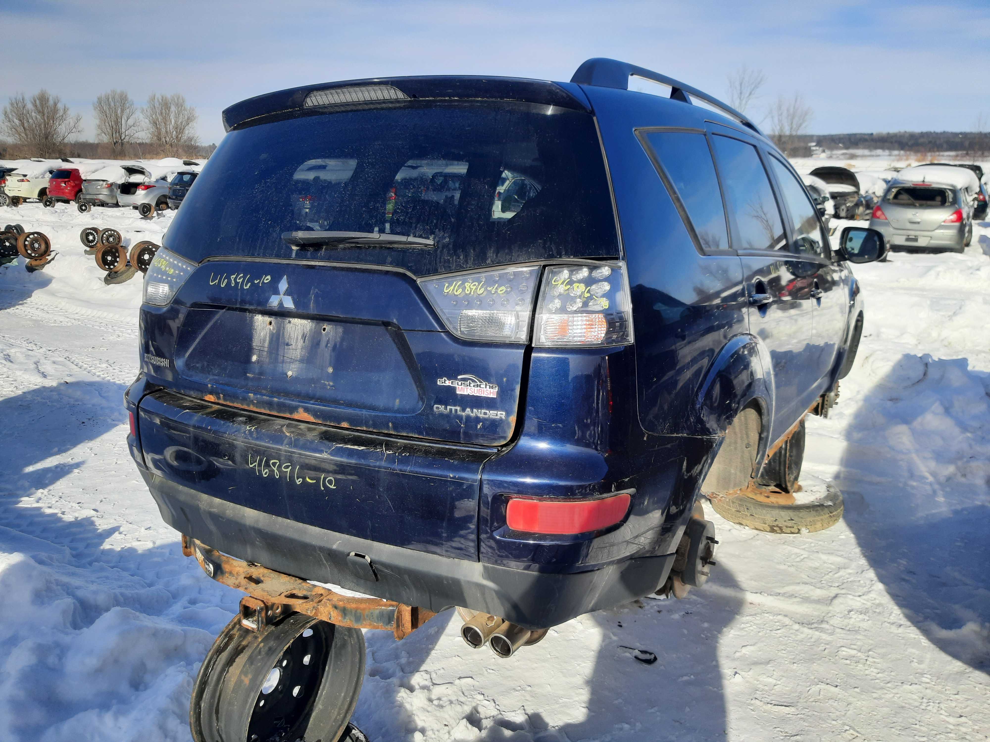 MITSUBISHI OUTLANDER 2010