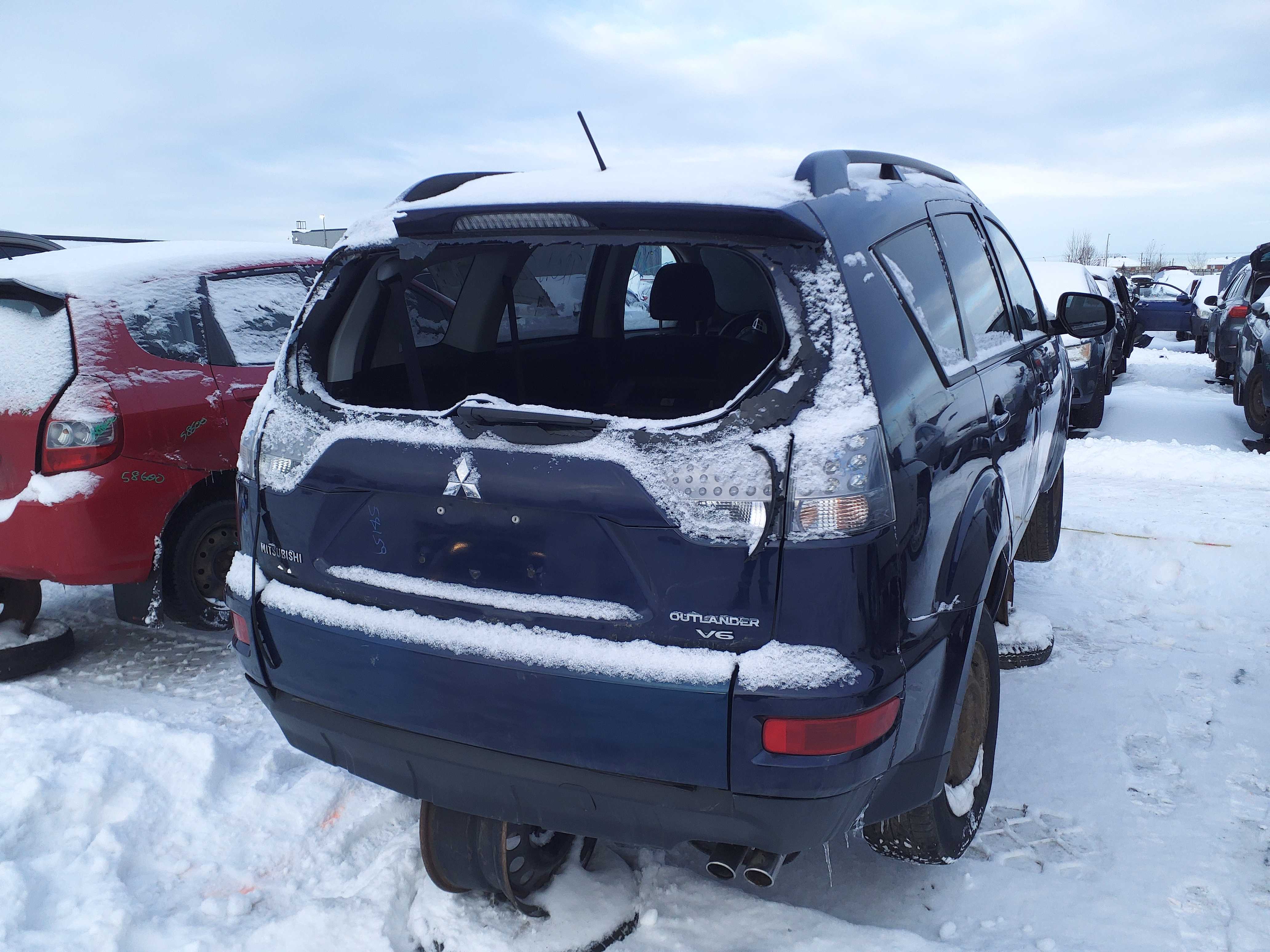 MITSUBISHI OUTLANDER 2010