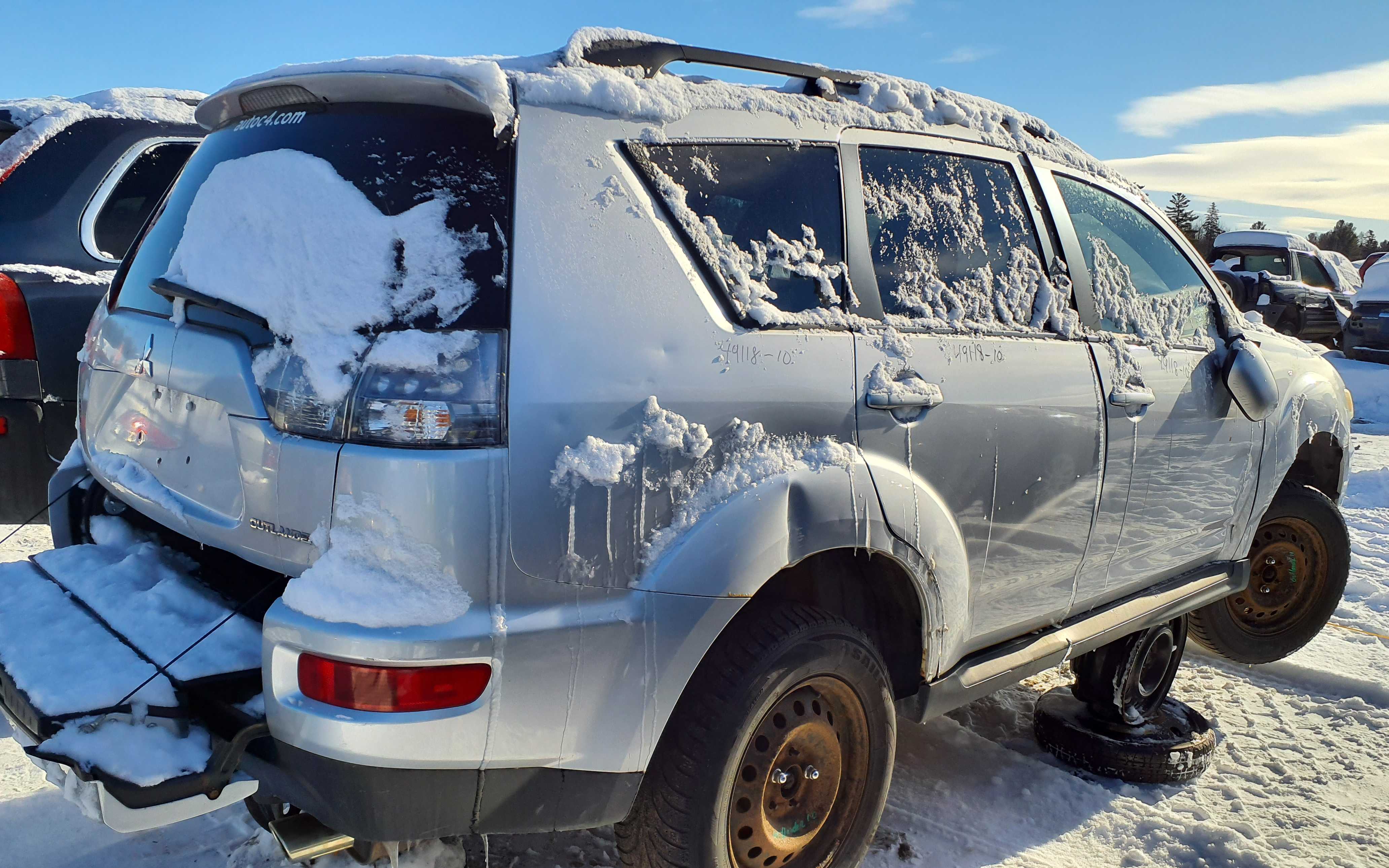 MITSUBISHI OUTLANDER 2010