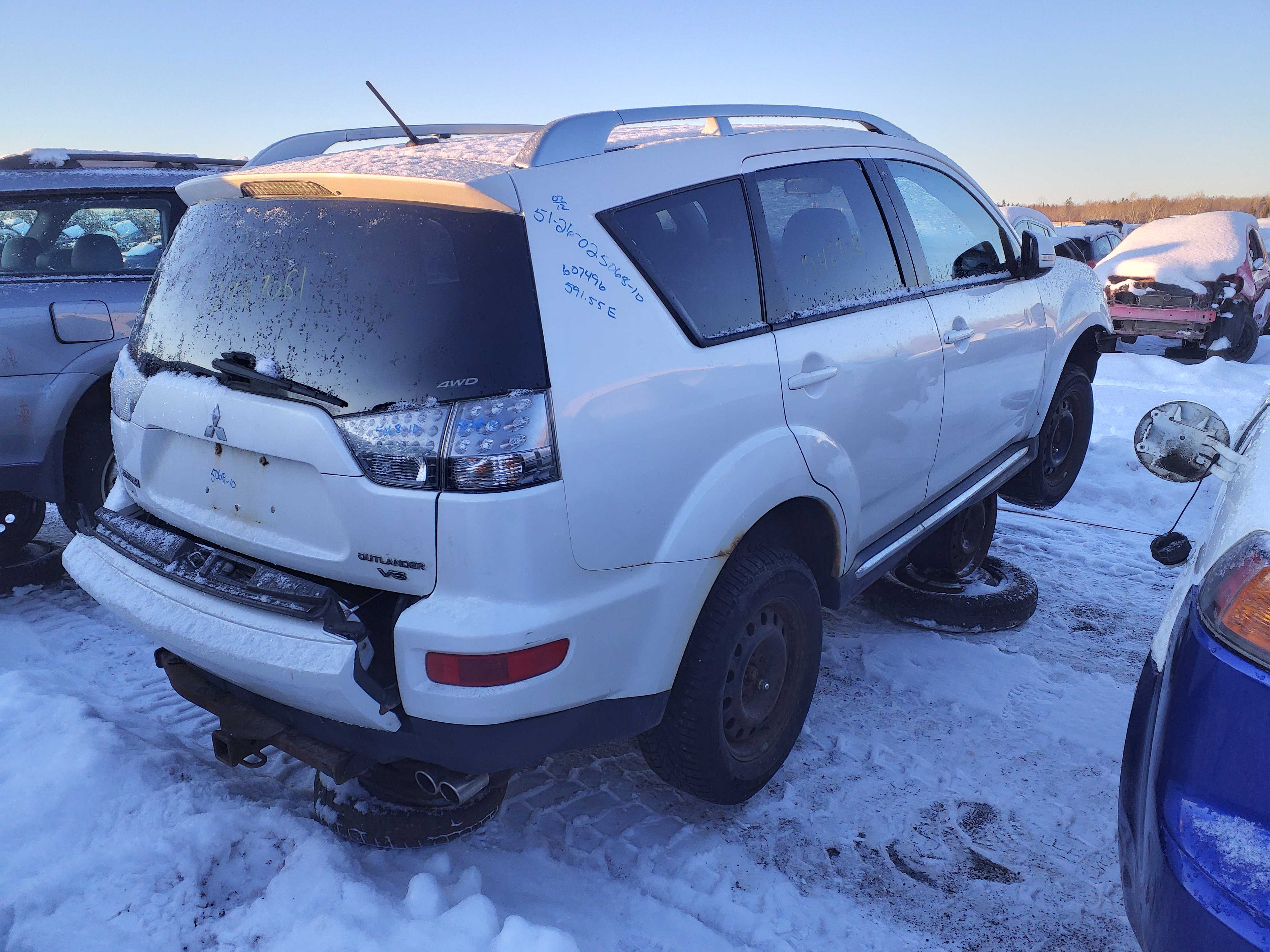 MITSUBISHI OUTLANDER 2010