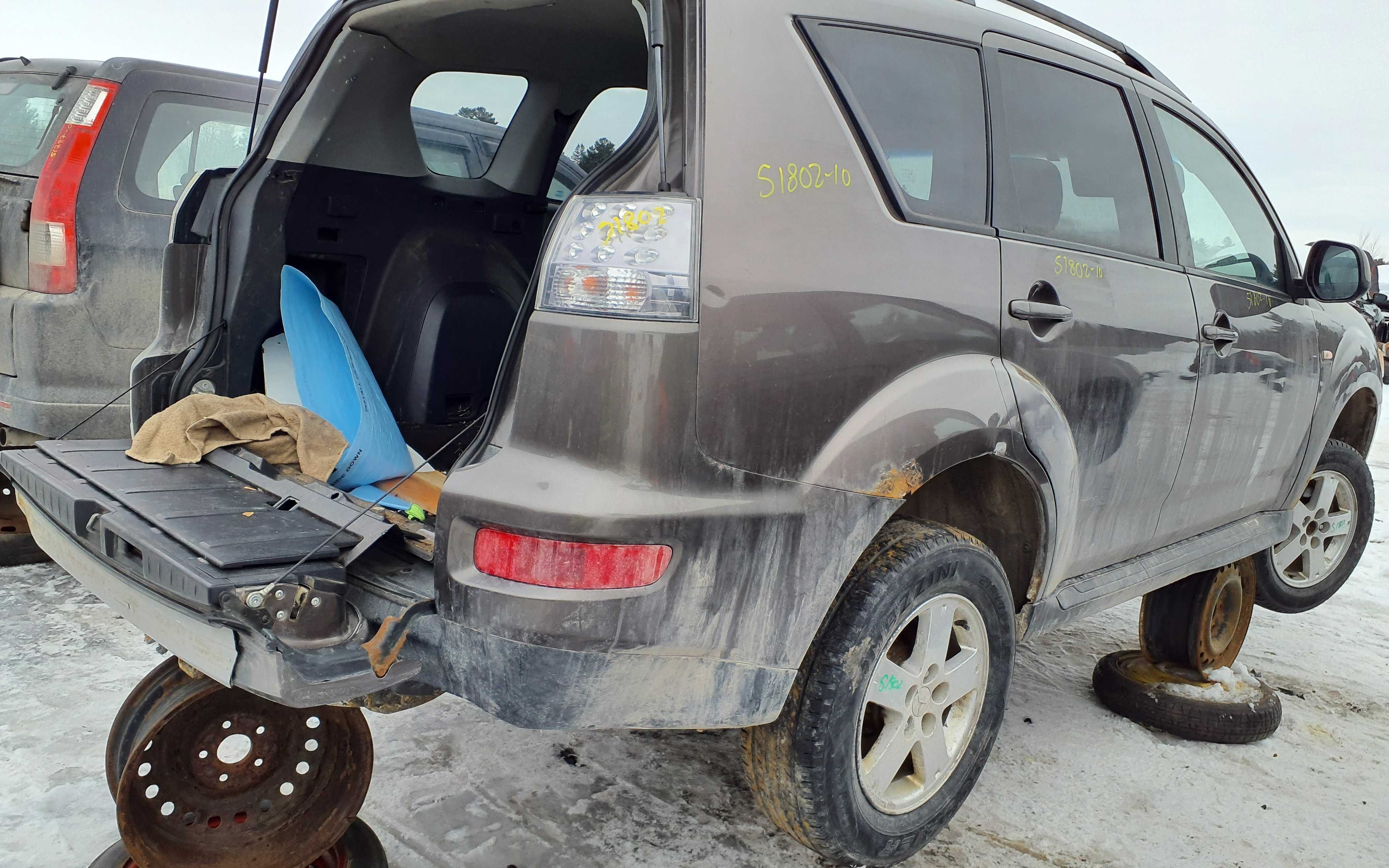 MITSUBISHI OUTLANDER 2010