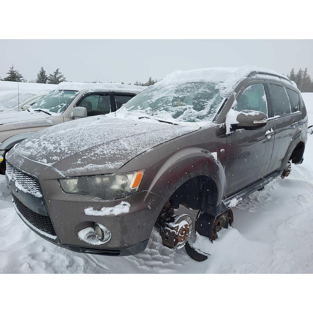 MITSUBISHI OUTLANDER 2011