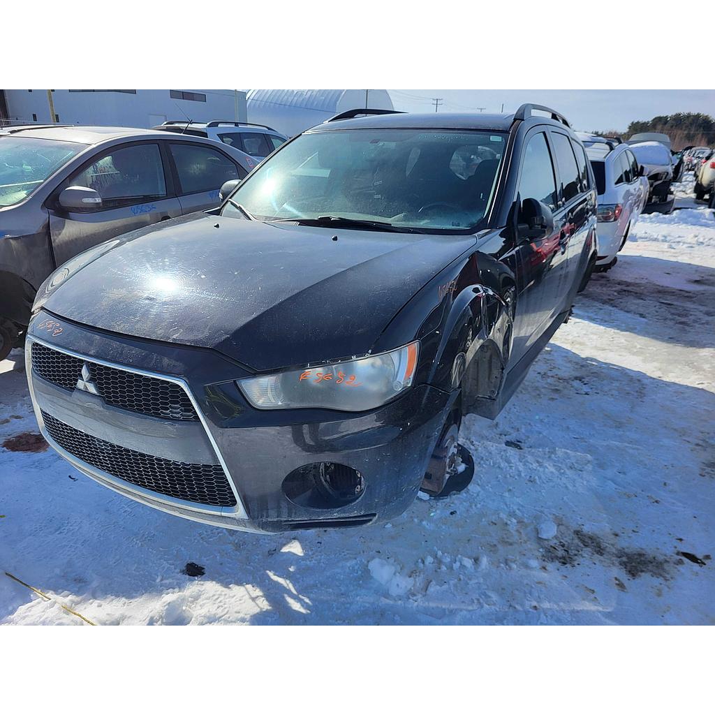 MITSUBISHI OUTLANDER 2011