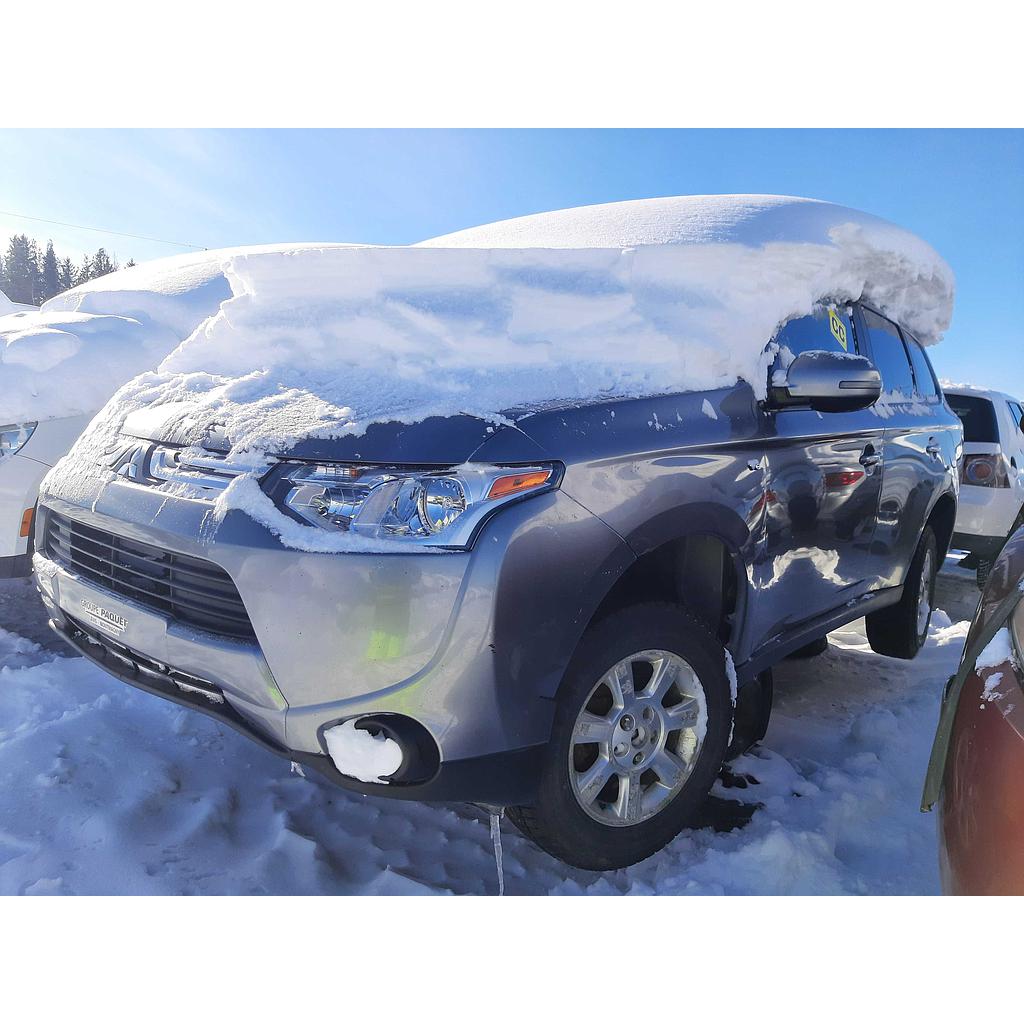 MITSUBISHI OUTLANDER 2014