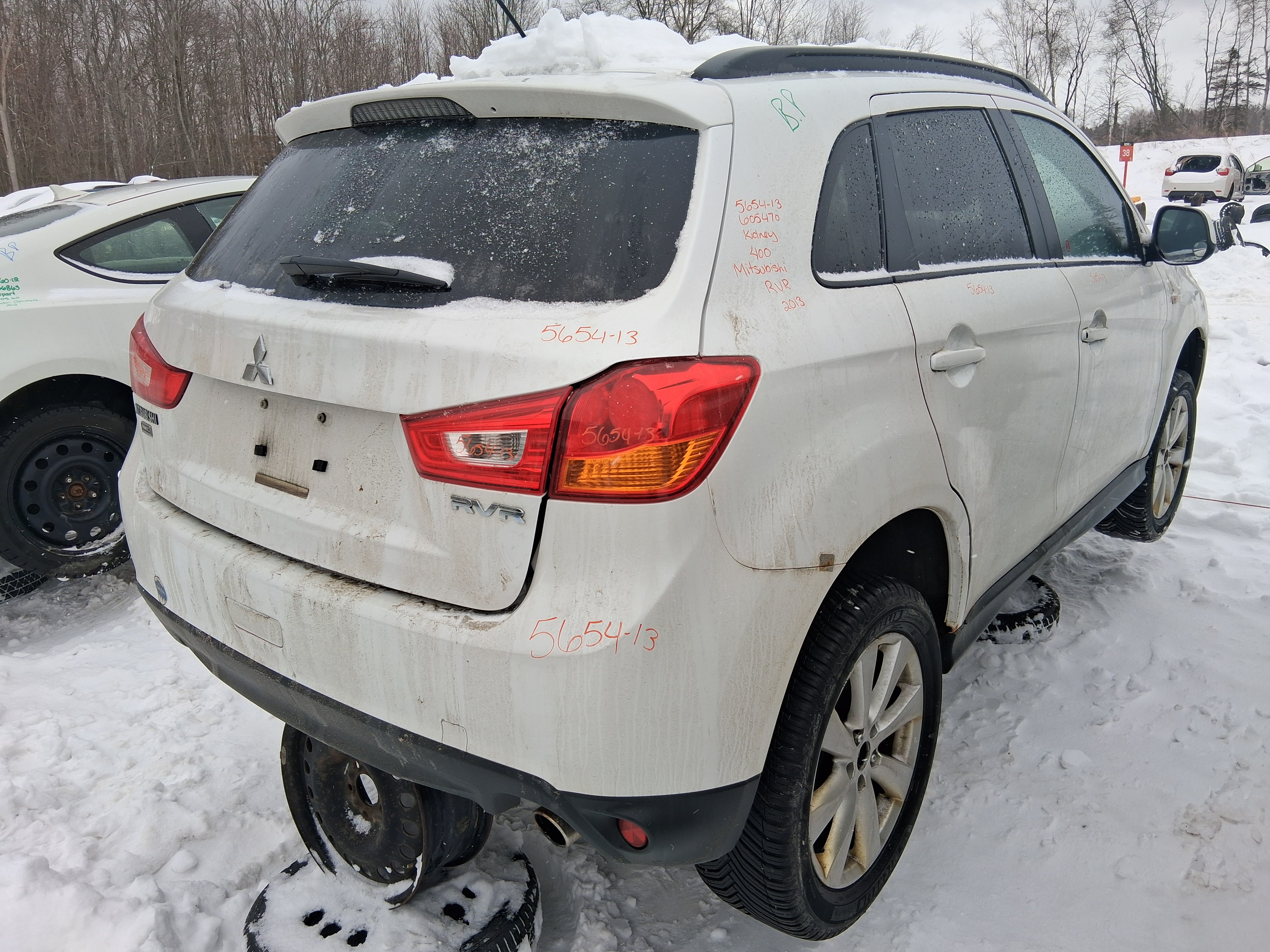 MITSUBISHI RVR 2013