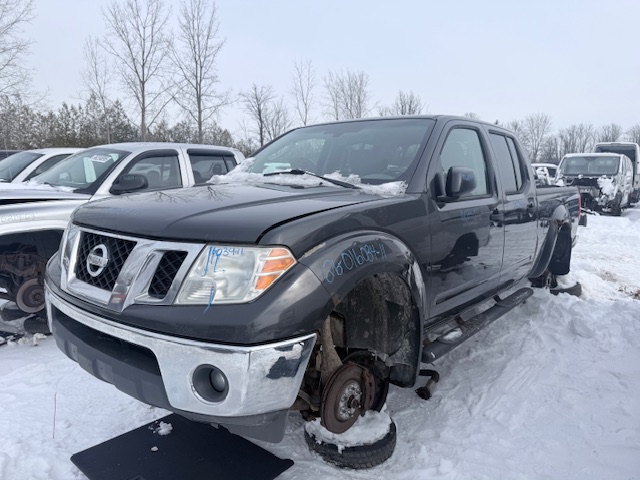 NISSAN FRONTIER 2011