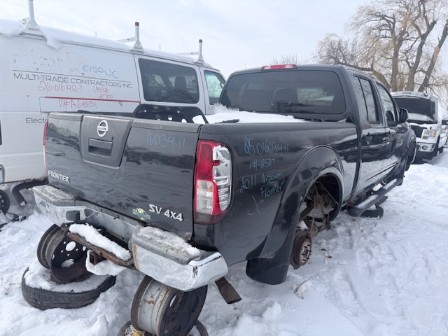 NISSAN FRONTIER 2011