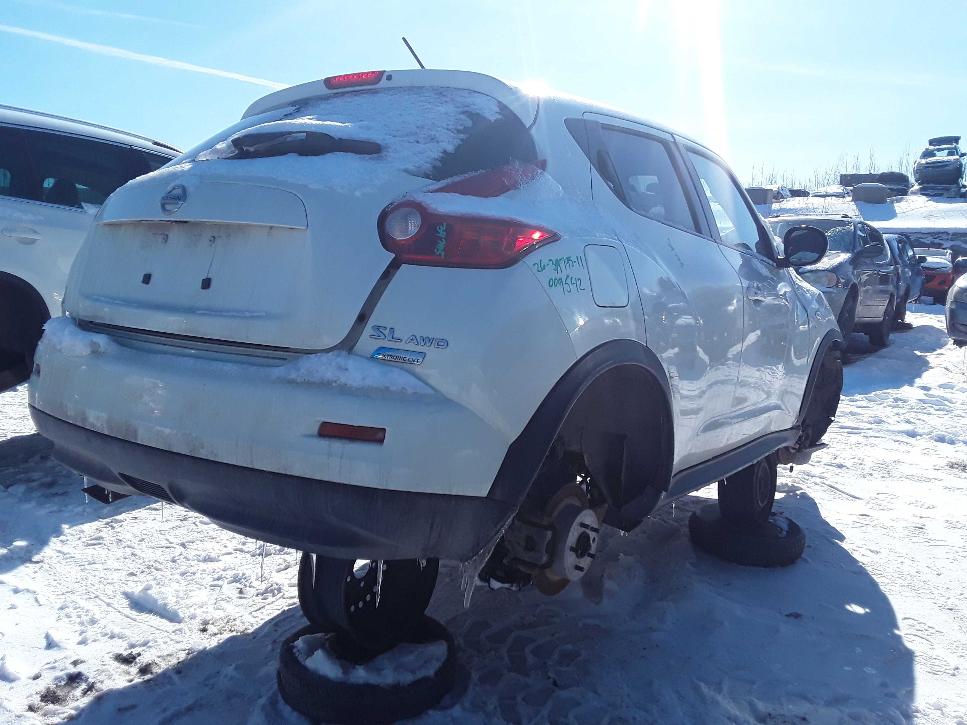 NISSAN JUKE 2011