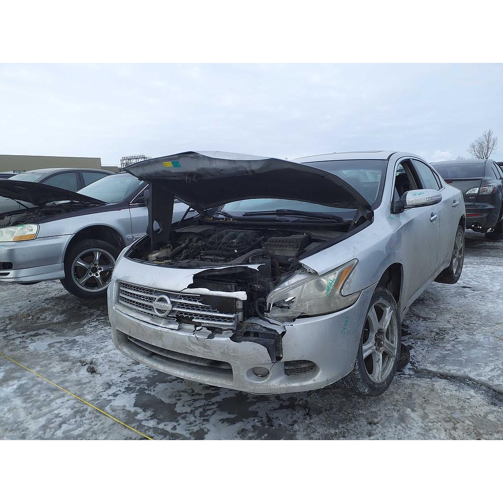 NISSAN MAXIMA 2010