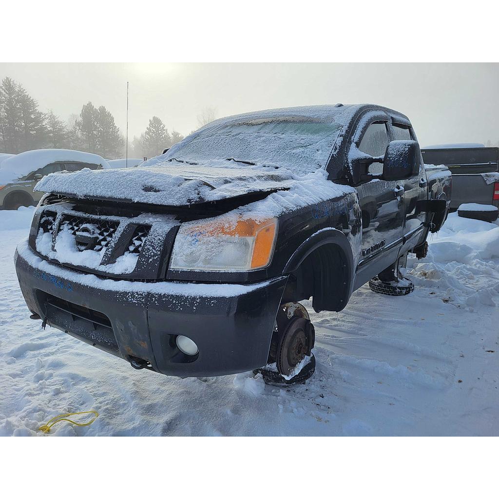 NISSAN TITAN 2012